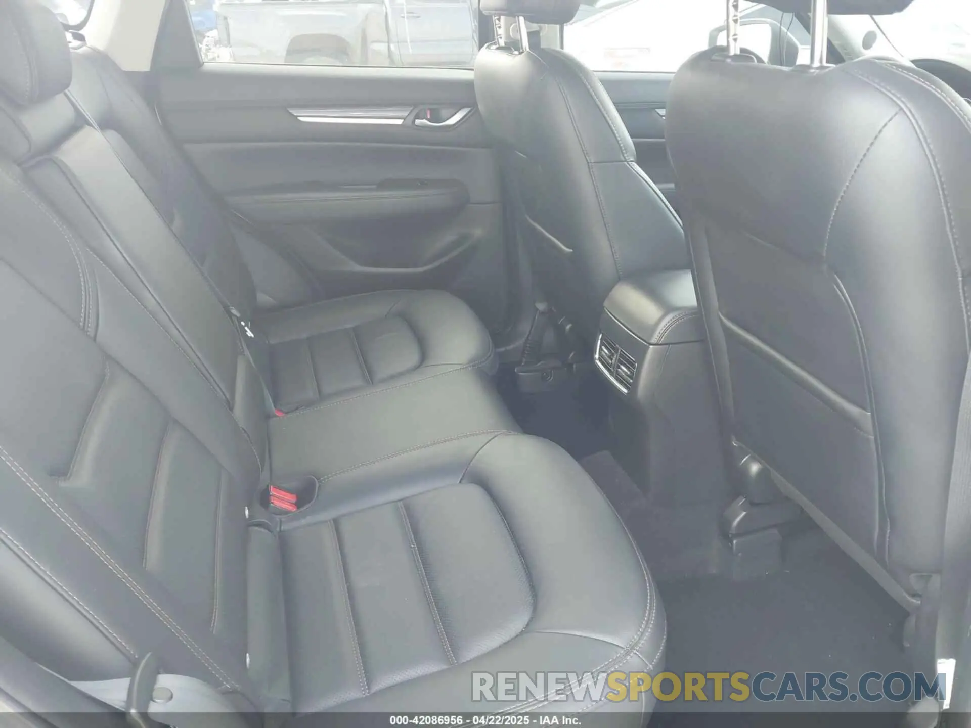 8 Фотография поврежденного автомобиля JM3KFBEM5N1579297 MAZDA CX-5 2022