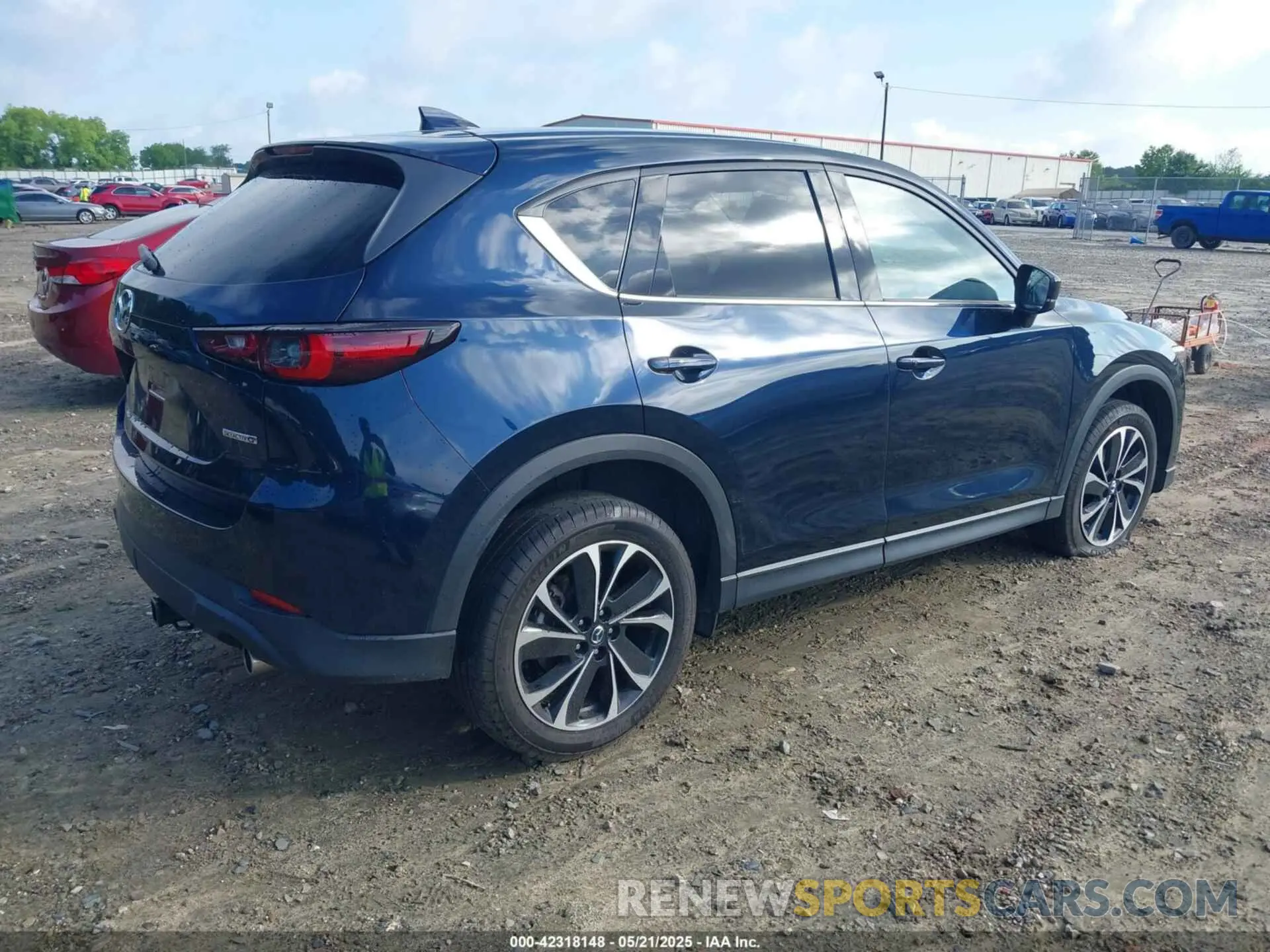 4 Photograph of a damaged car JM3KFBEMXN1537398 MAZDA CX-5 2022