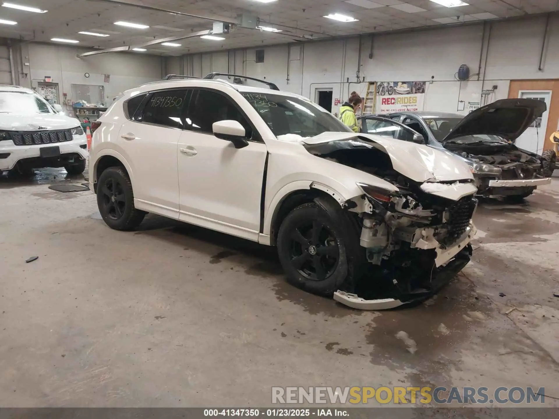 1 Photograph of a damaged car JM3KFBXY9N0644383 MAZDA CX-5 2022