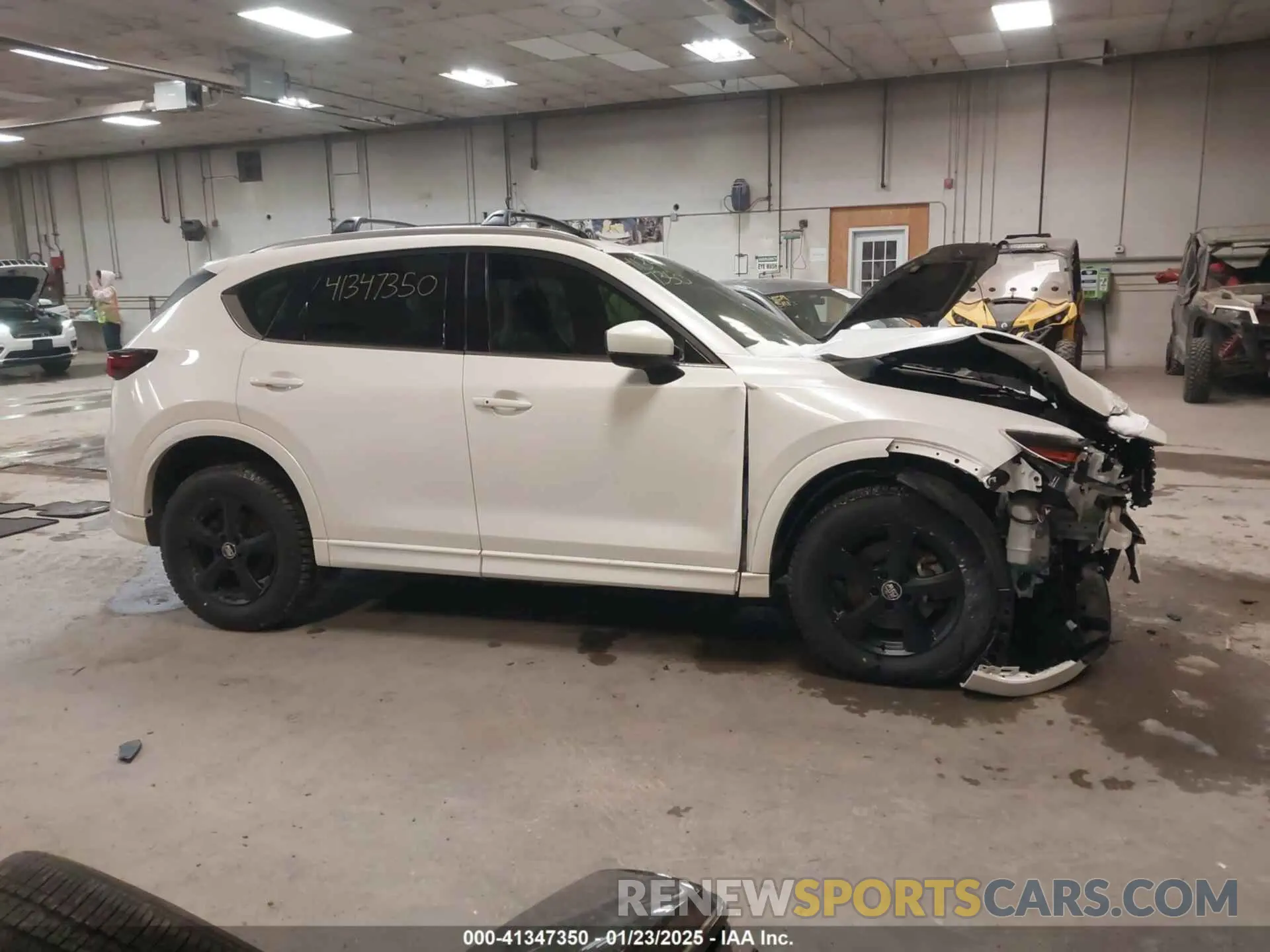 13 Photograph of a damaged car JM3KFBXY9N0644383 MAZDA CX-5 2022