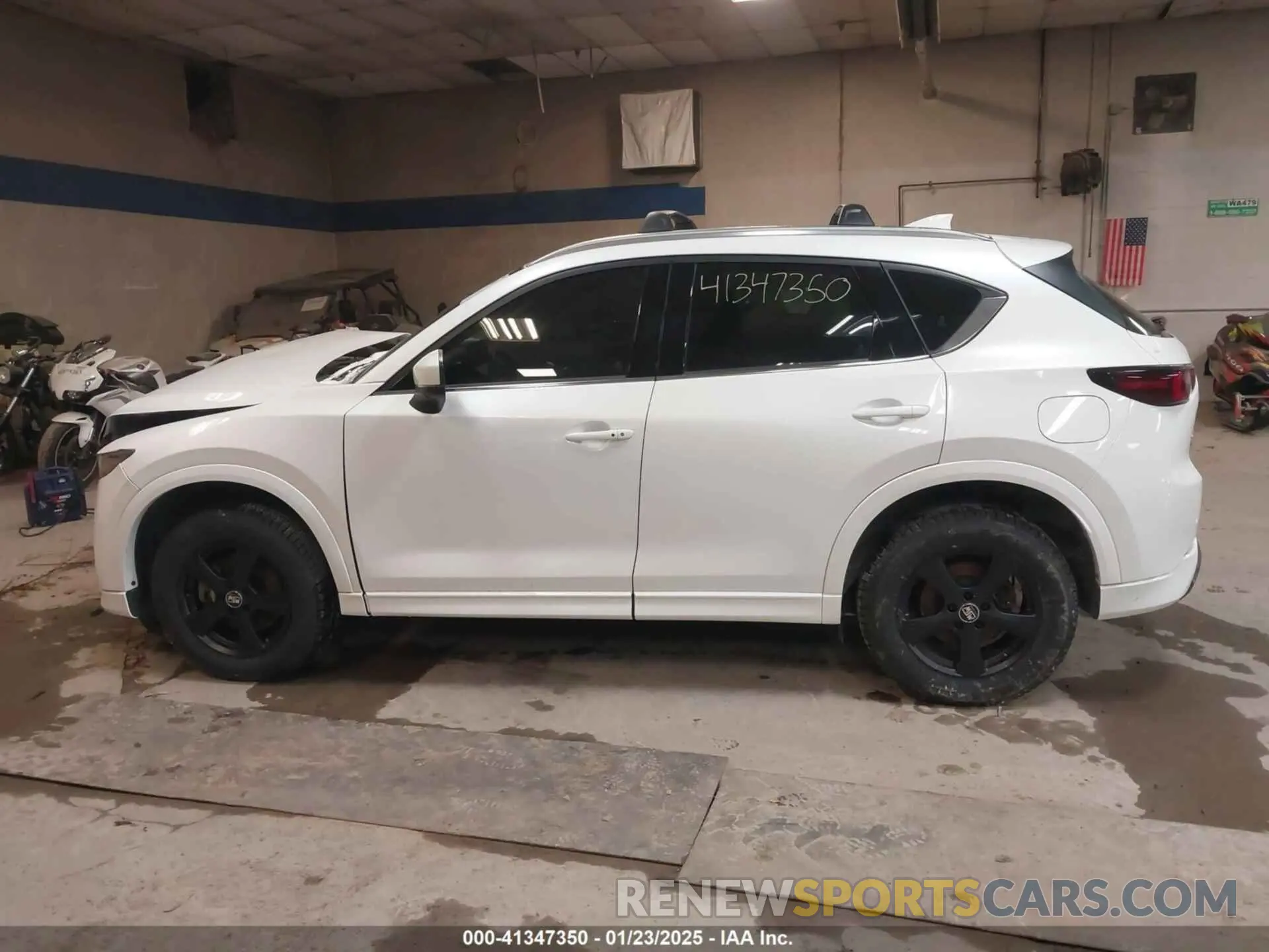14 Photograph of a damaged car JM3KFBXY9N0644383 MAZDA CX-5 2022