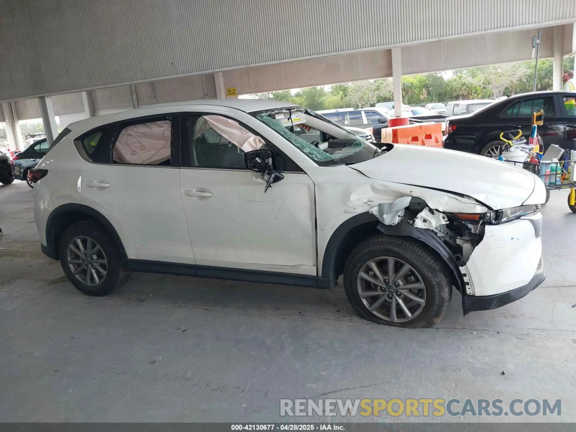 14 Photograph of a damaged car JM3KFBAM0P0168663 MAZDA CX-5 2023