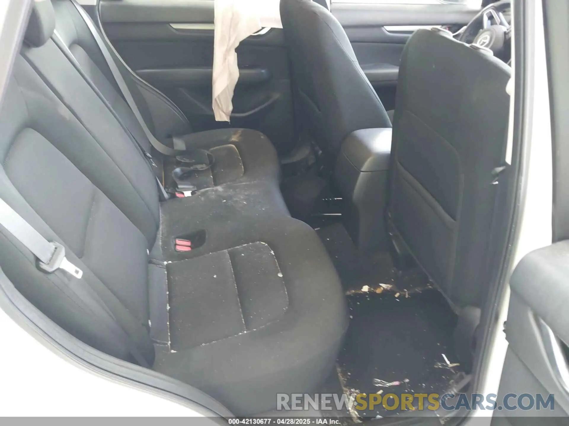 8 Photograph of a damaged car JM3KFBAM0P0168663 MAZDA CX-5 2023