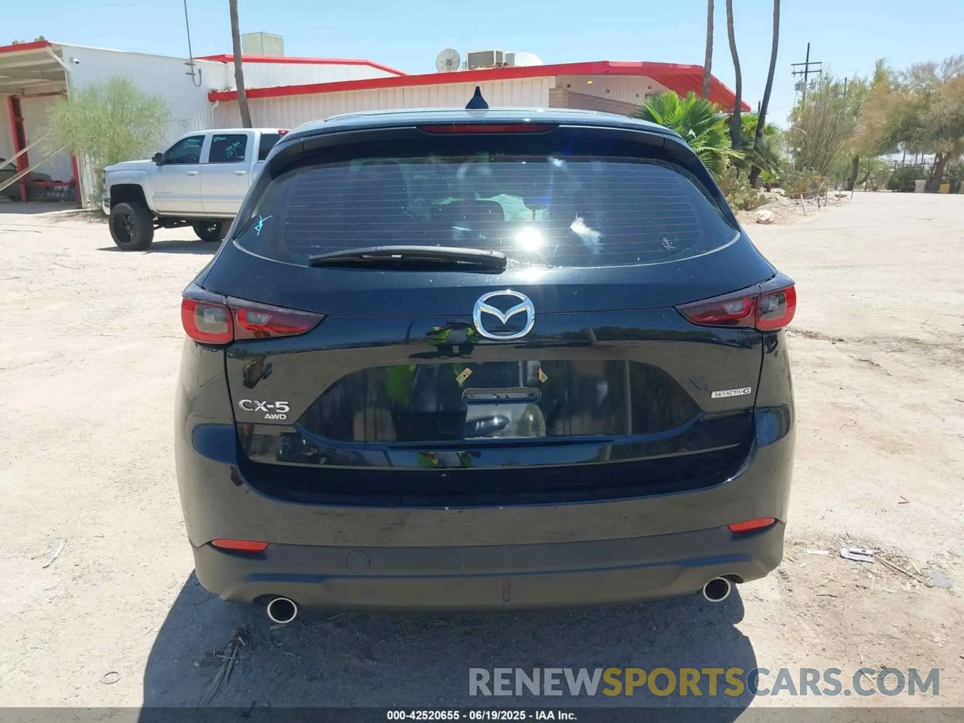 17 Photograph of a damaged car JM3KFBAM5P0247603 MAZDA CX-5 2023