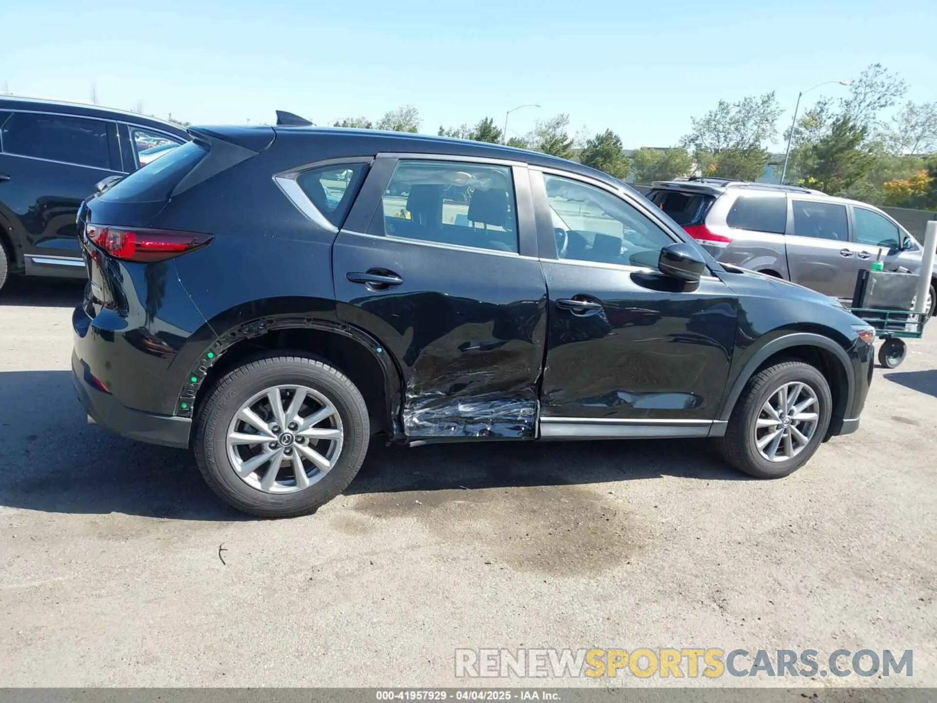 6 Photograph of a damaged car JM3KFBAM5P0291312 MAZDA CX-5 2023
