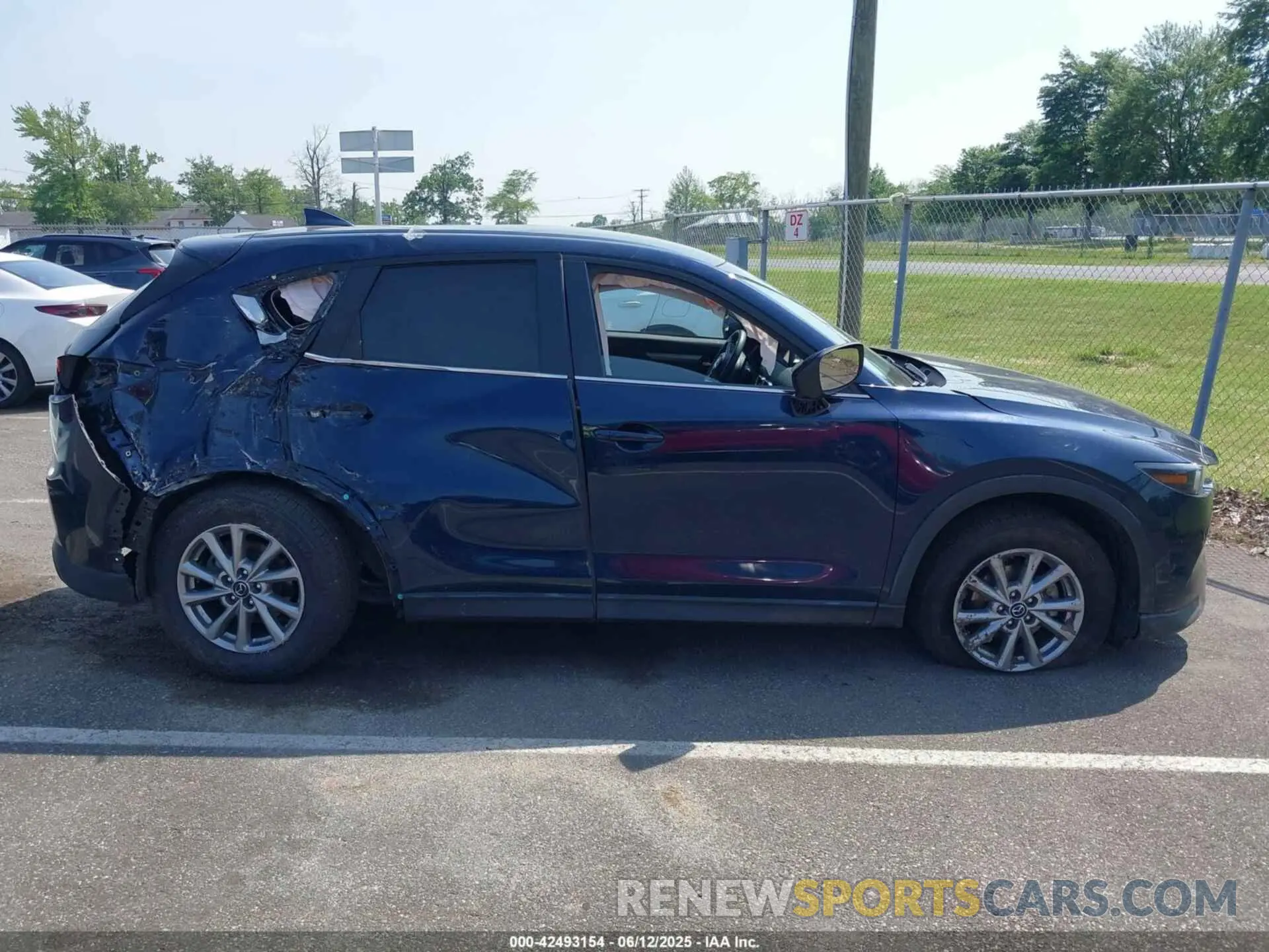 13 Фотография поврежденного автомобиля JM3KFBBM0P0195506 MAZDA CX-5 2023