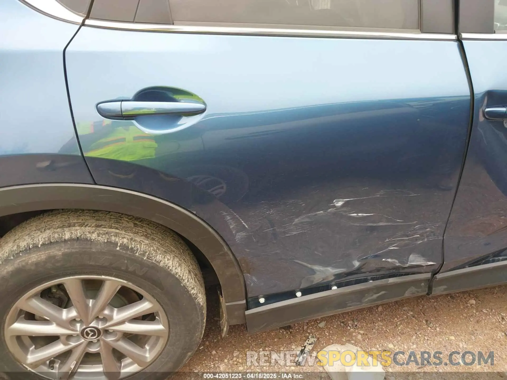 6 Photograph of a damaged car JM3KFBBM1P0274313 MAZDA CX-5 2023