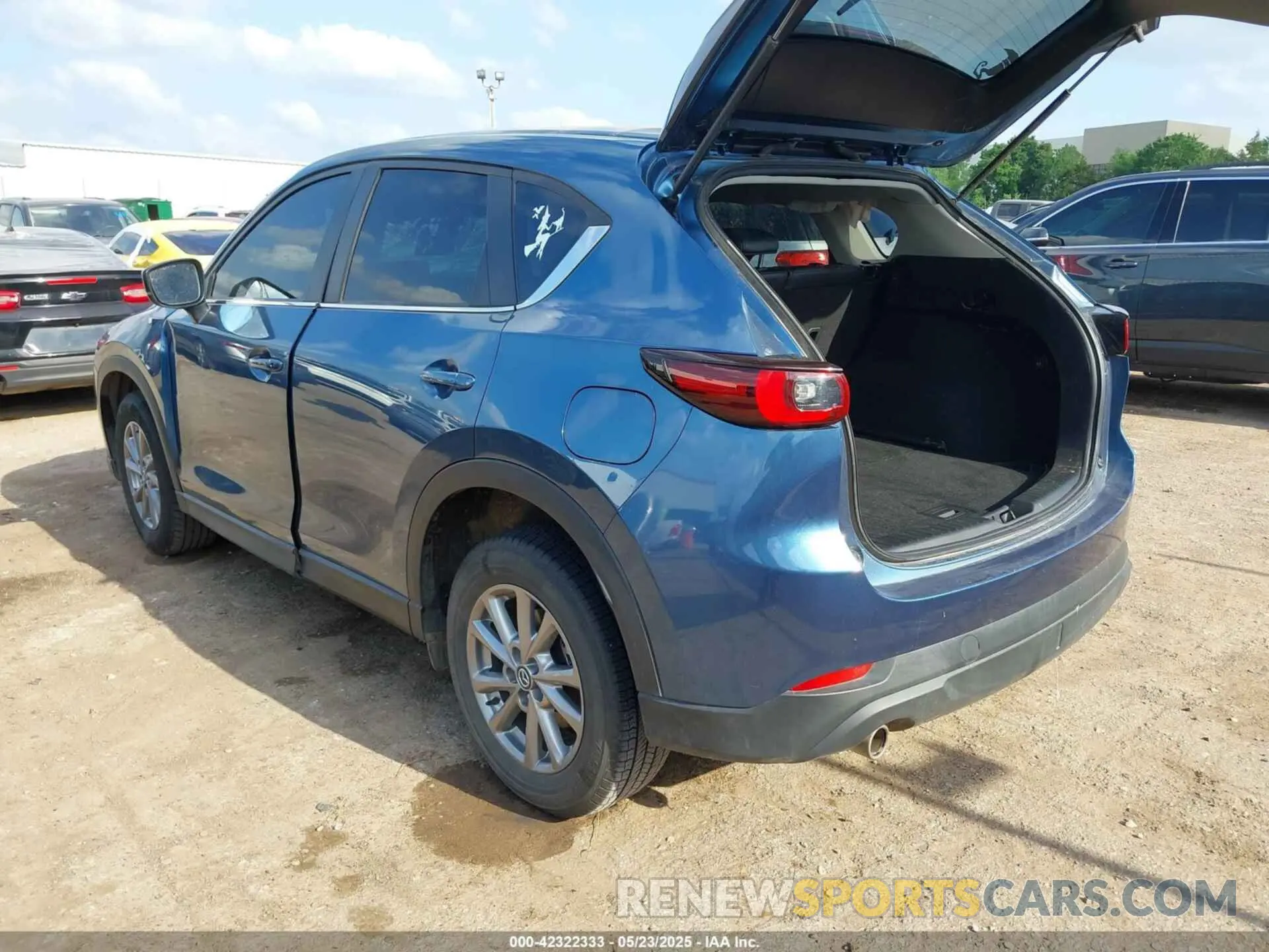 3 Фотография поврежденного автомобиля JM3KFBBM3P0237568 MAZDA CX-5 2023
