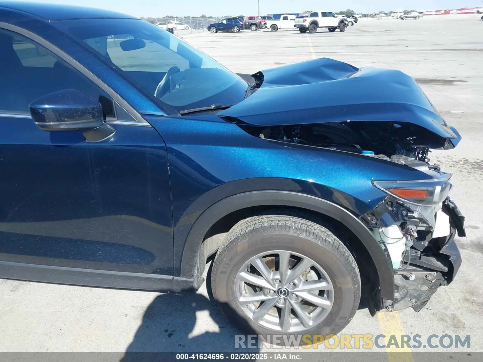 18 Photograph of a damaged car JM3KFBBM7P0148375 MAZDA CX-5 2023