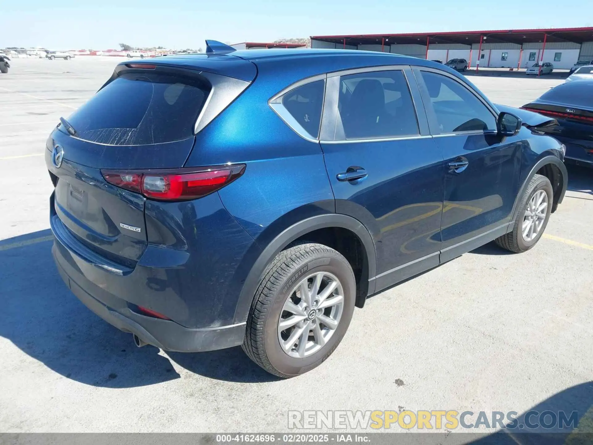 4 Photograph of a damaged car JM3KFBBM7P0148375 MAZDA CX-5 2023