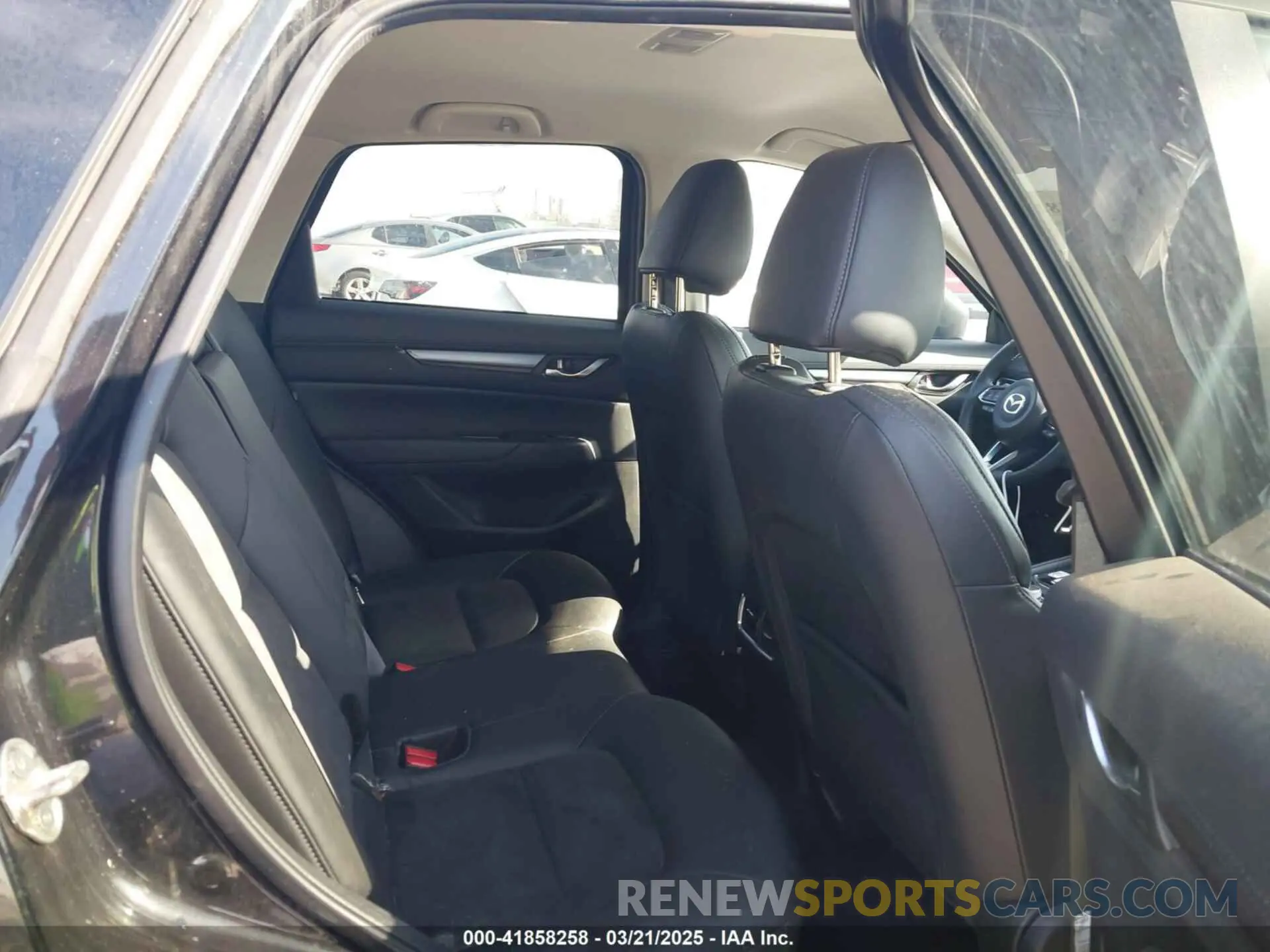 8 Photograph of a damaged car JM3KFBBM9P0271823 MAZDA CX-5 2023