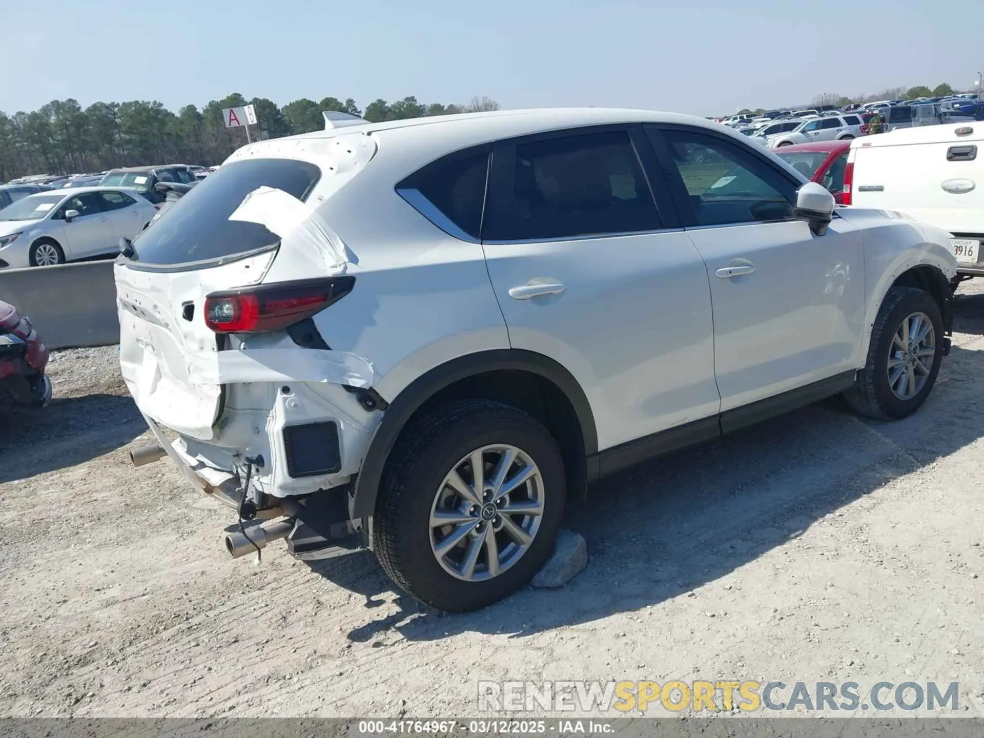 4 Photograph of a damaged car JM3KFBBMXP0170628 MAZDA CX-5 2023