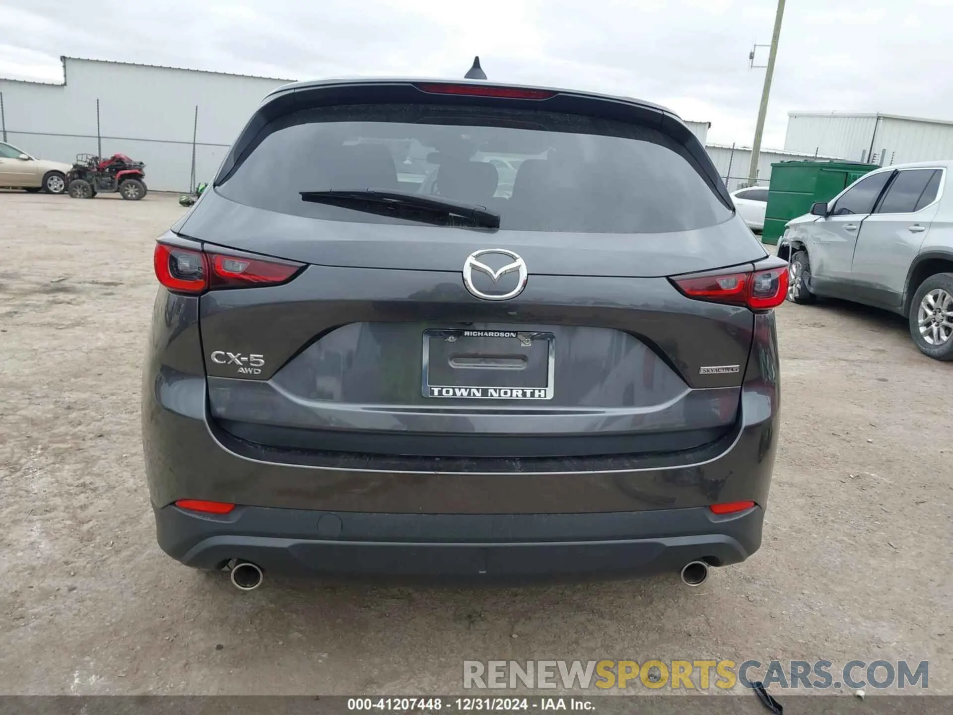 17 Photograph of a damaged car JM3KFBBMXP0237017 MAZDA CX-5 2023