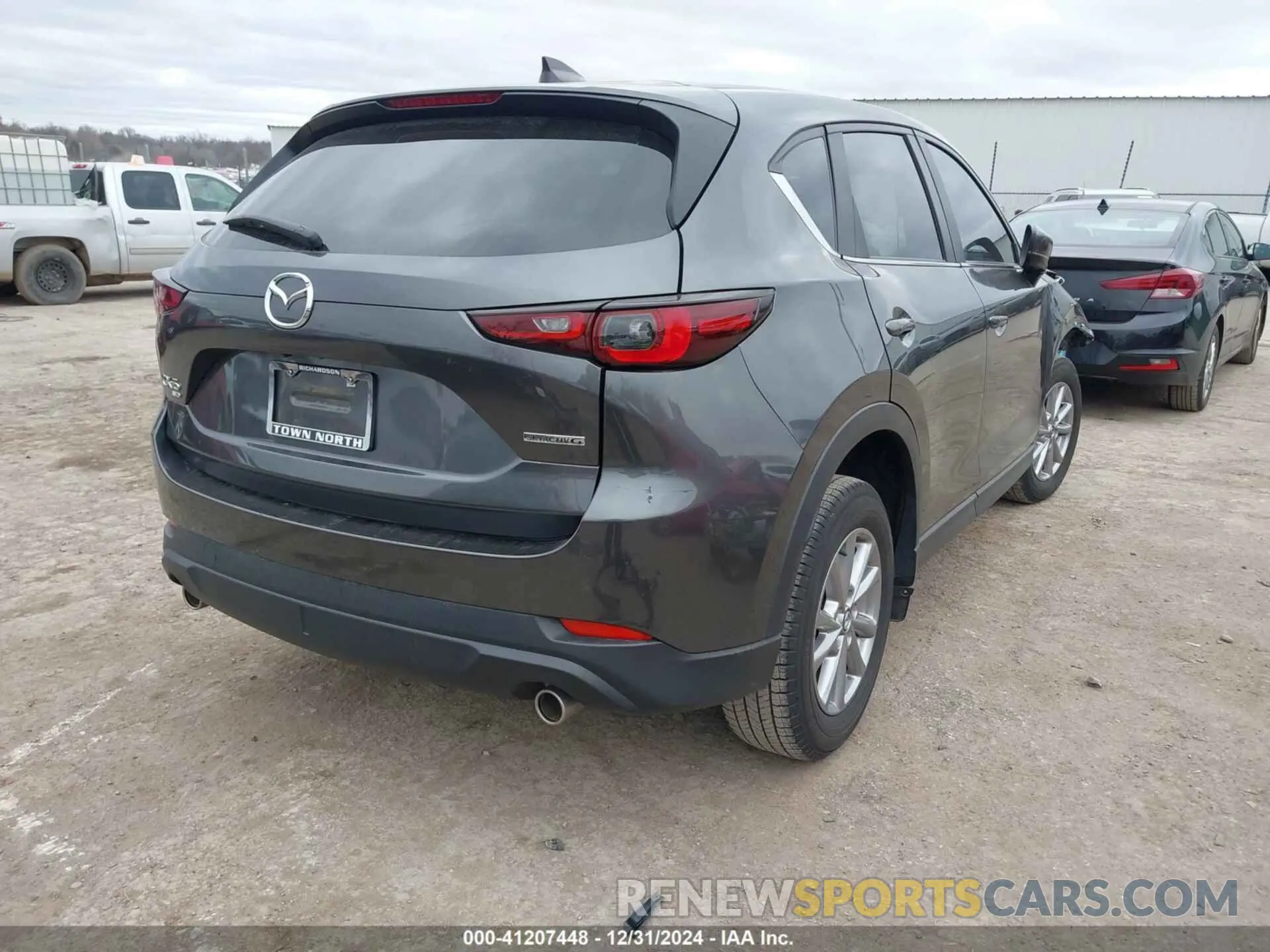 4 Photograph of a damaged car JM3KFBBMXP0237017 MAZDA CX-5 2023
