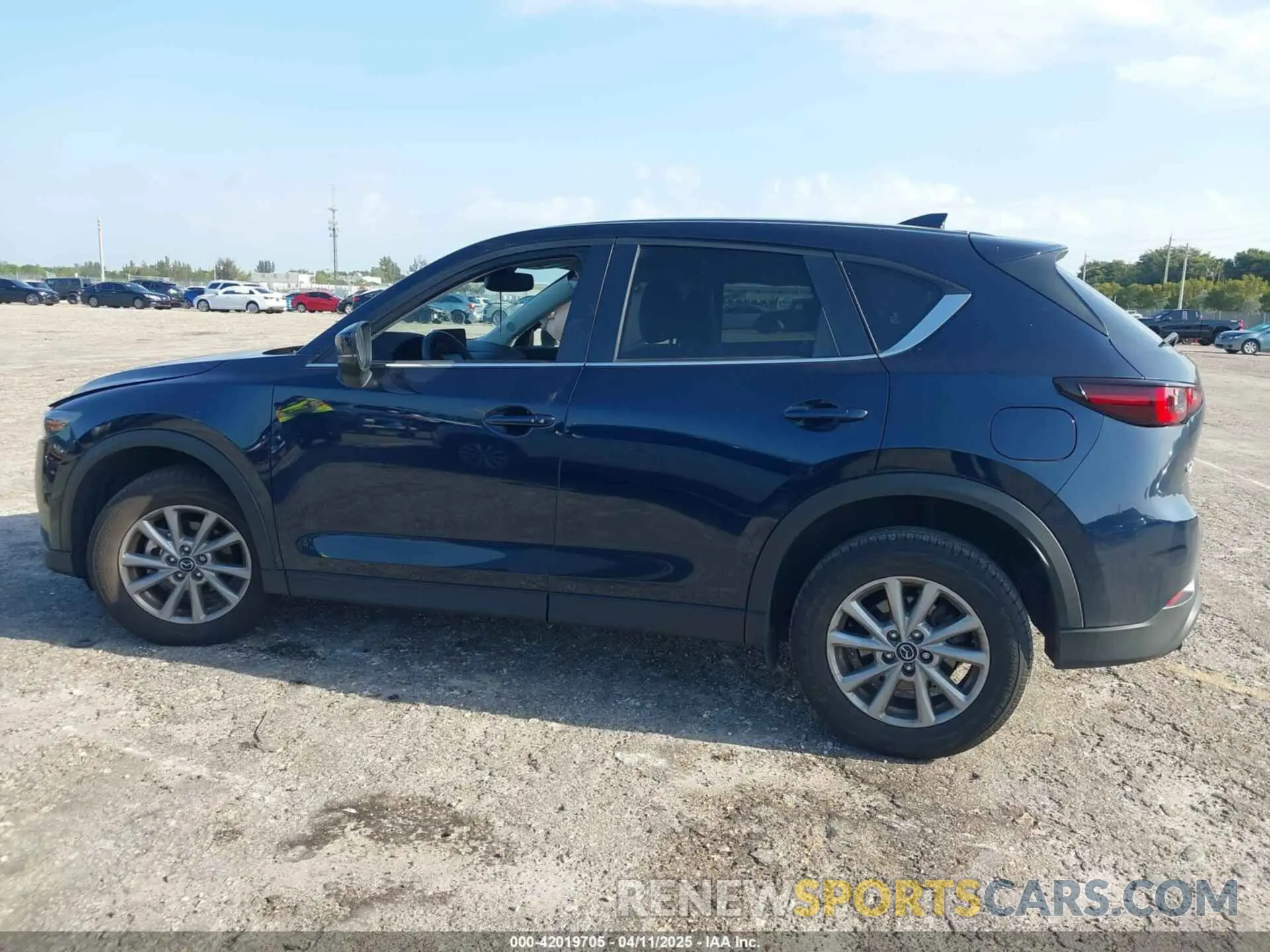 14 Фотография поврежденного автомобиля JM3KFBCM1P0244646 MAZDA CX-5 2023