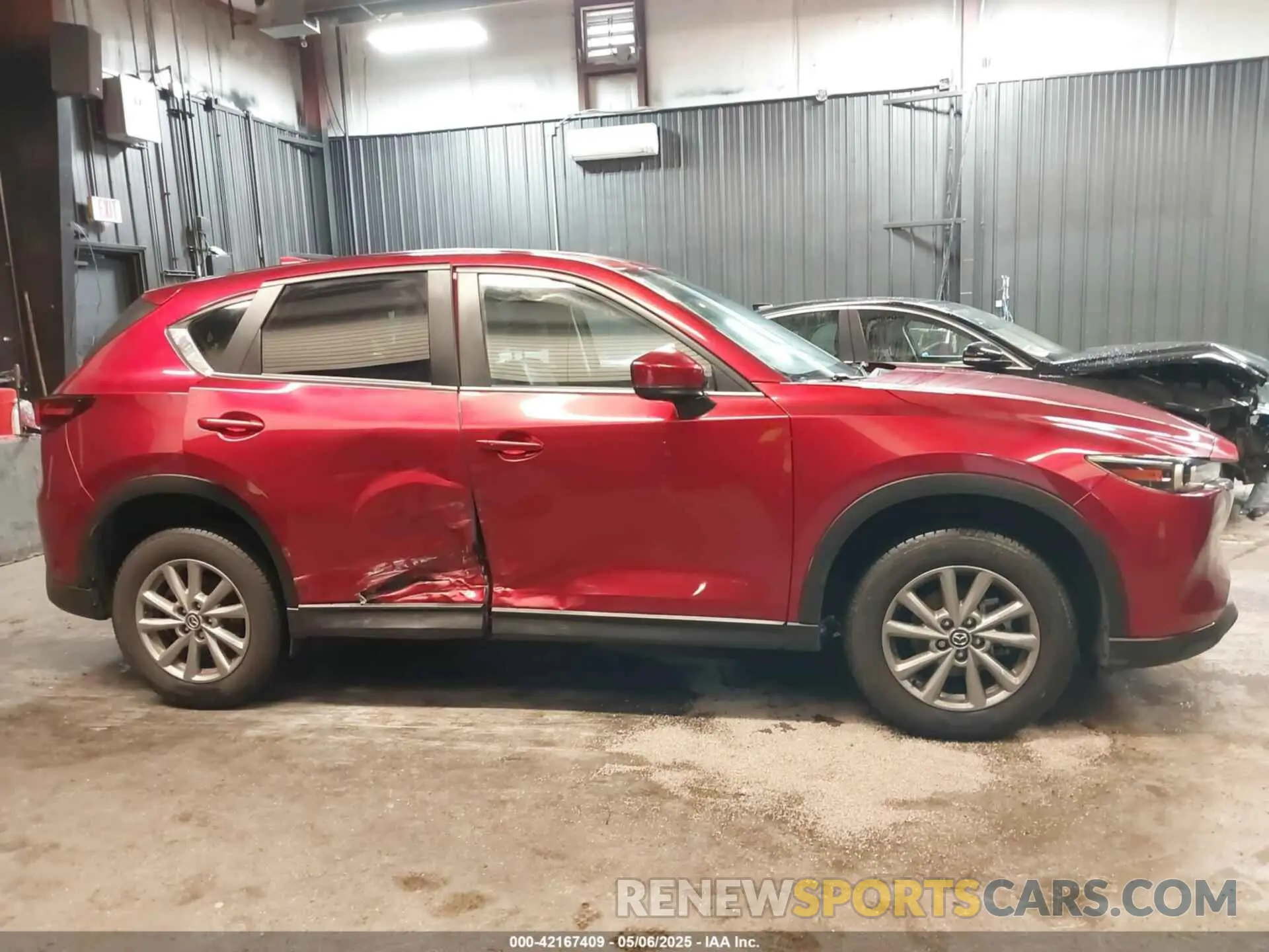 13 Фотография поврежденного автомобиля JM3KFBCM4P0129717 MAZDA CX-5 2023