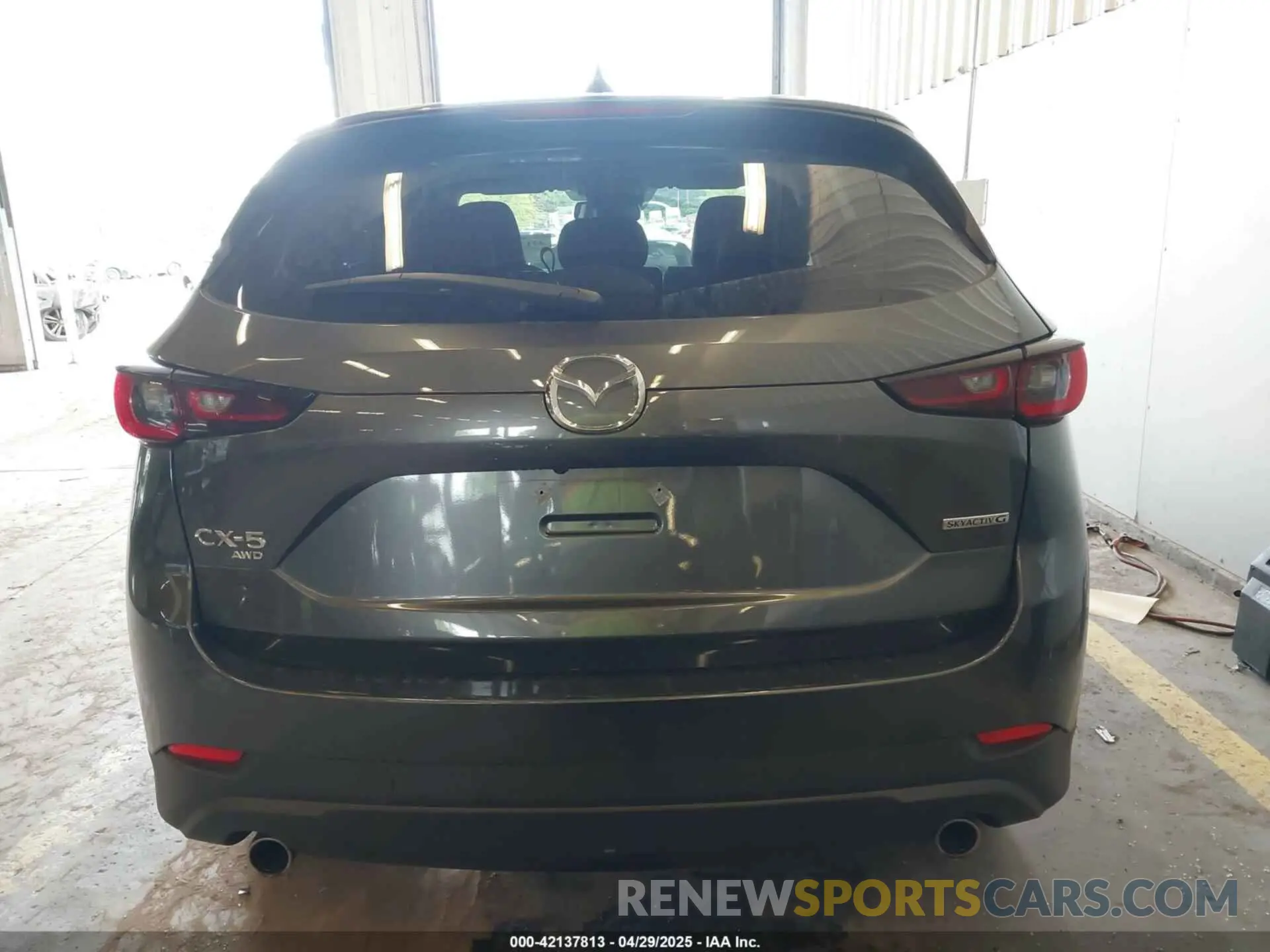 16 Photograph of a damaged car JM3KFBCM4P0247685 MAZDA CX-5 2023
