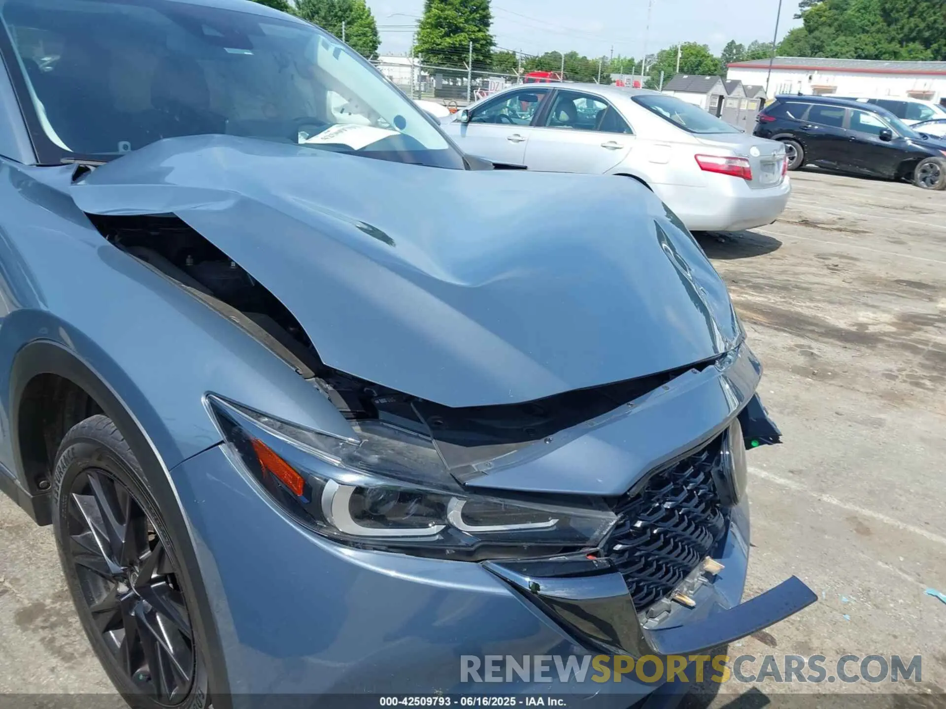 17 Photograph of a damaged car JM3KFBCM4P0263014 MAZDA CX-5 2023