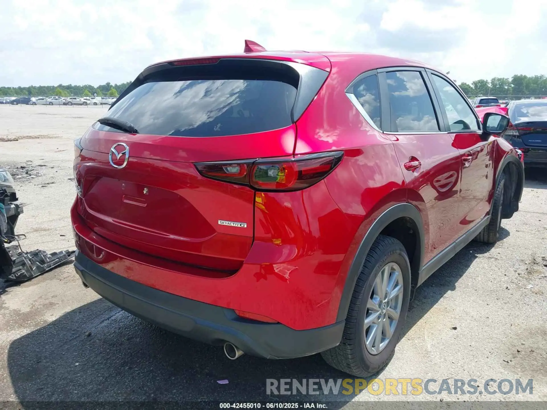 4 Photograph of a damaged car JM3KFBCM5P0134148 MAZDA CX-5 2023