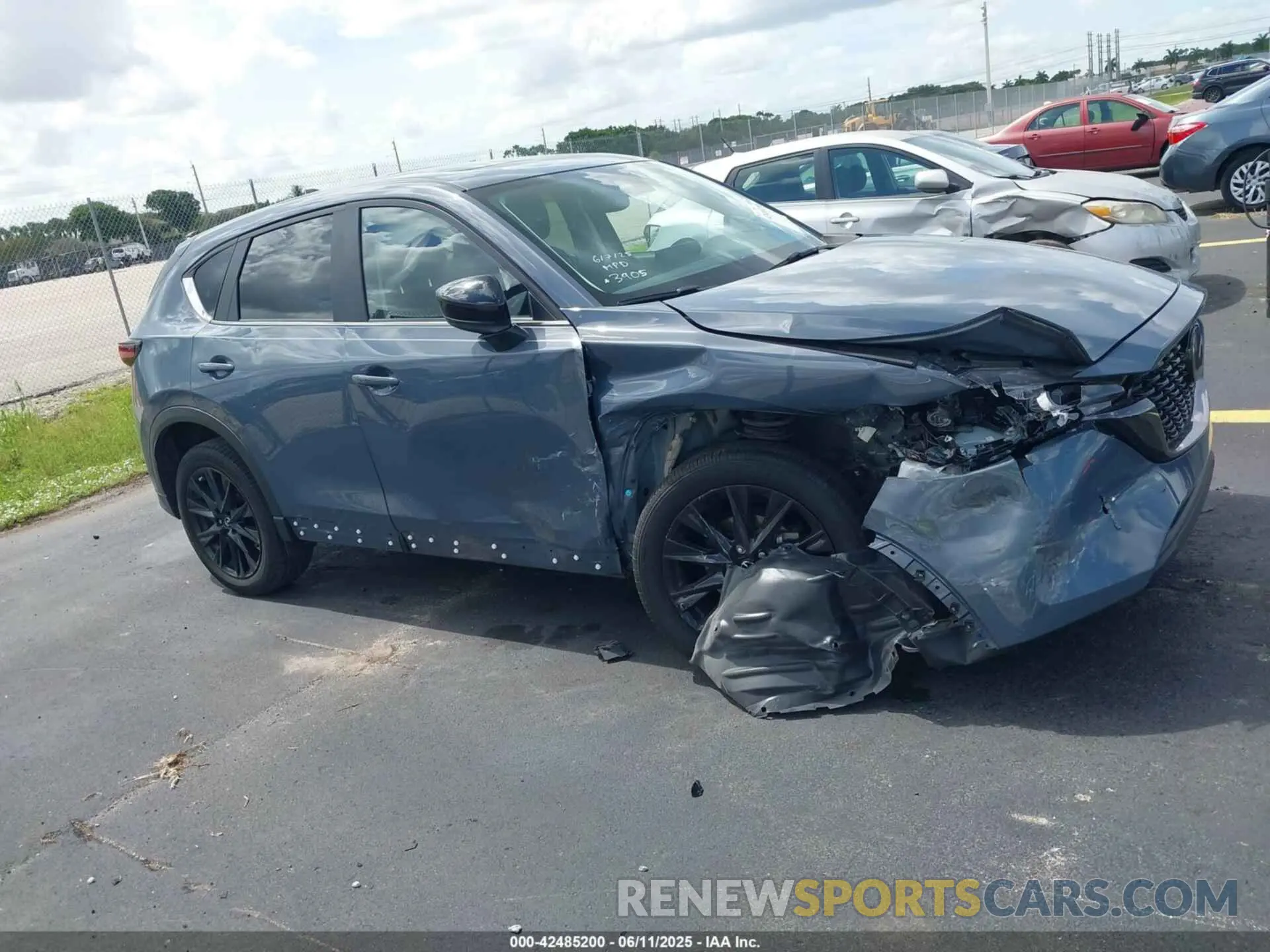 6 Photograph of a damaged car JM3KFBCM5P0173905 MAZDA CX-5 2023