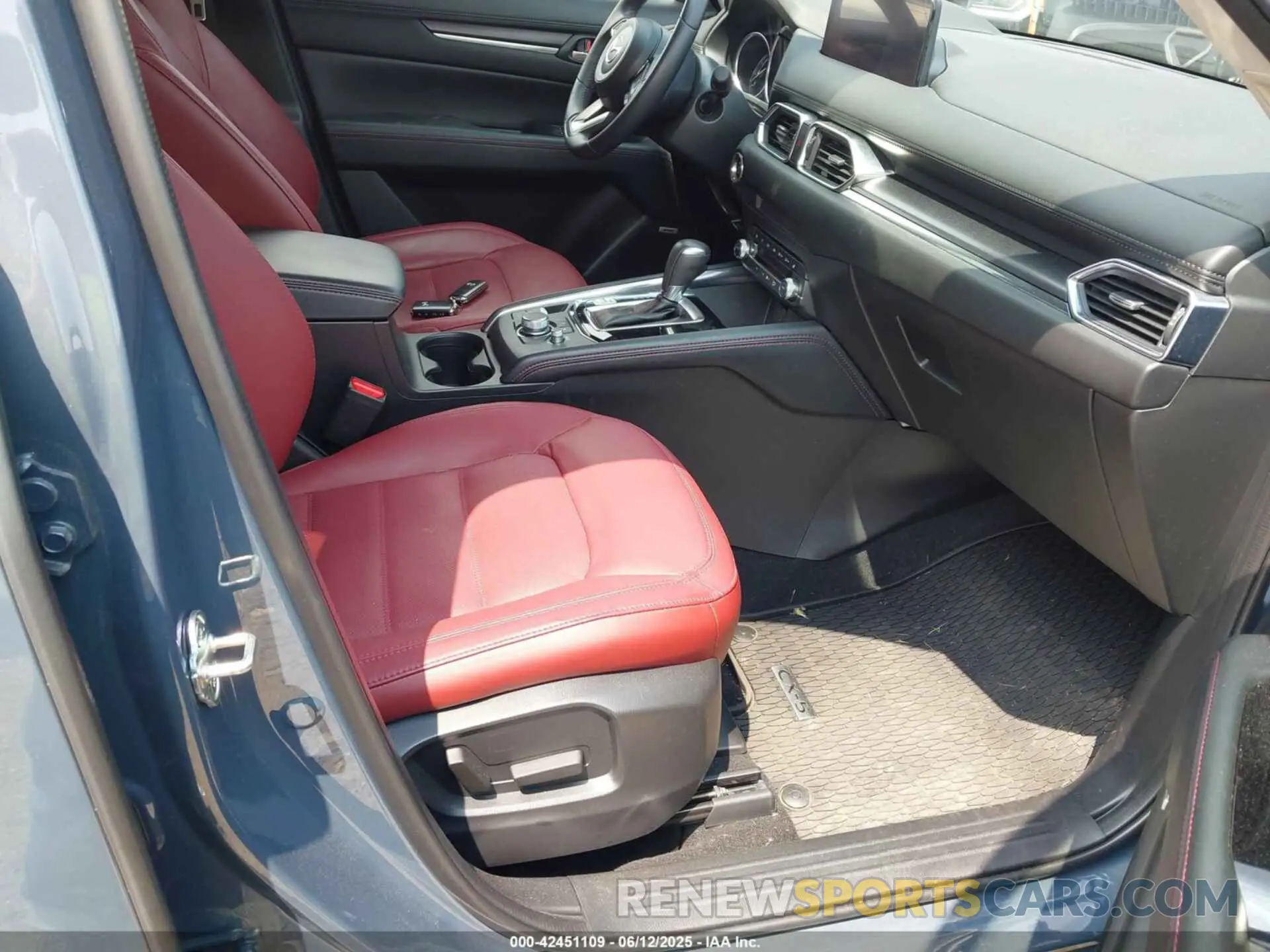 5 Photograph of a damaged car JM3KFBCM5P0179462 MAZDA CX-5 2023