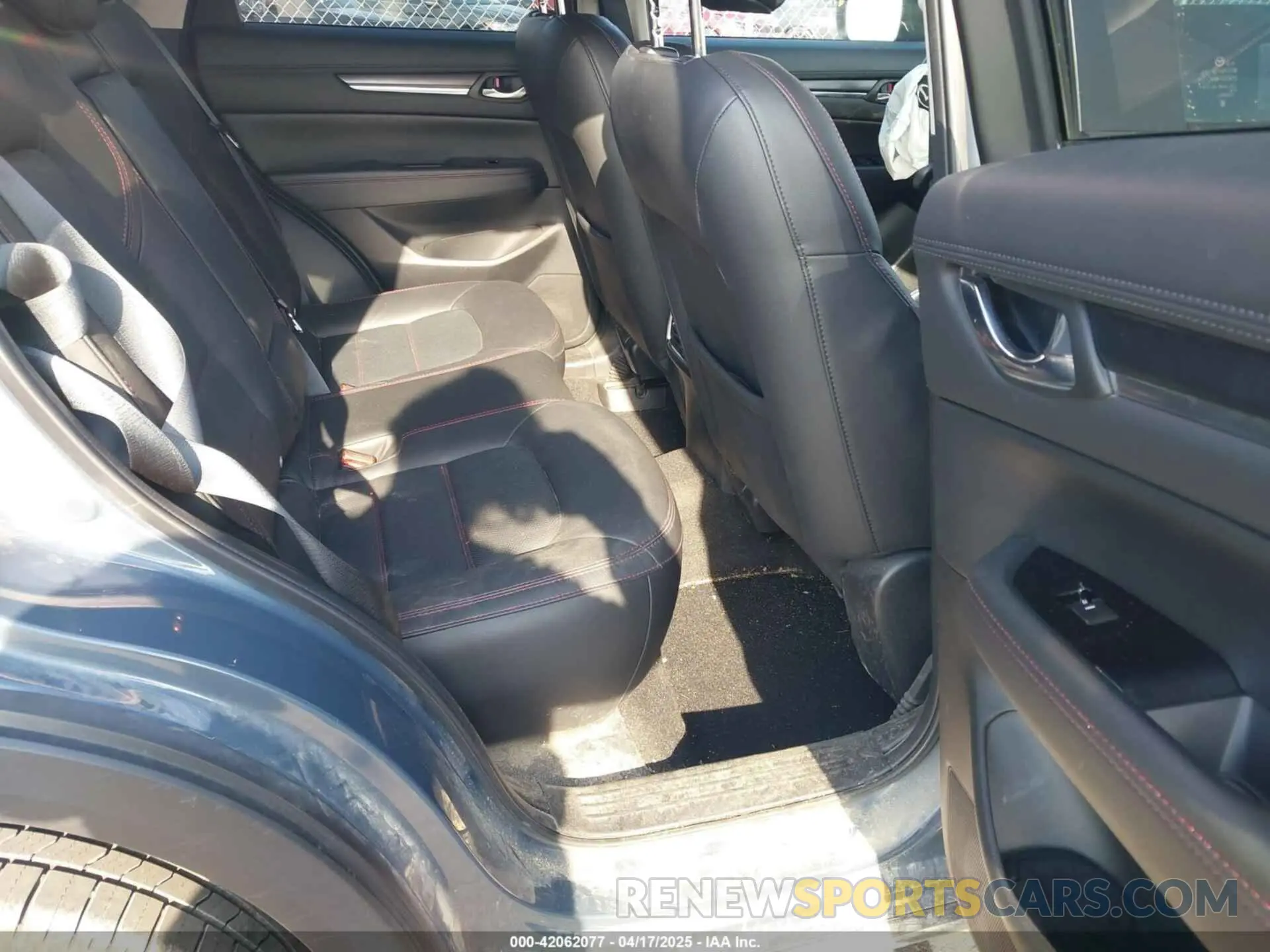 8 Фотография поврежденного автомобиля JM3KFBCM6P0120968 MAZDA CX-5 2023