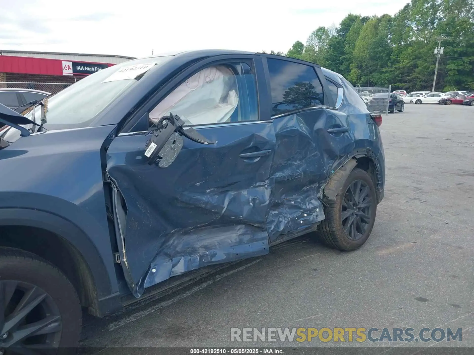 6 Photograph of a damaged car JM3KFBCM7P0198059 MAZDA CX-5 2023