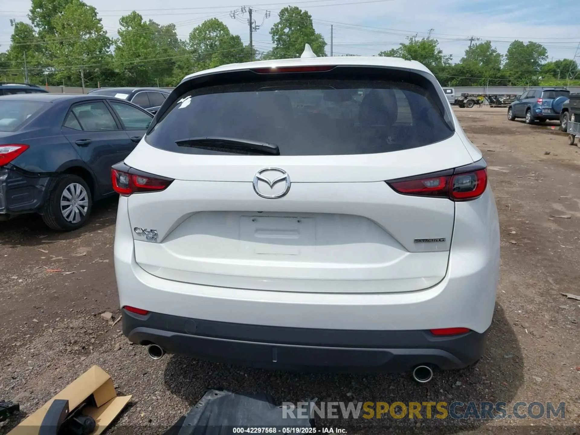 17 Фотография поврежденного автомобиля JM3KFBCM9P0167301 MAZDA CX-5 2023