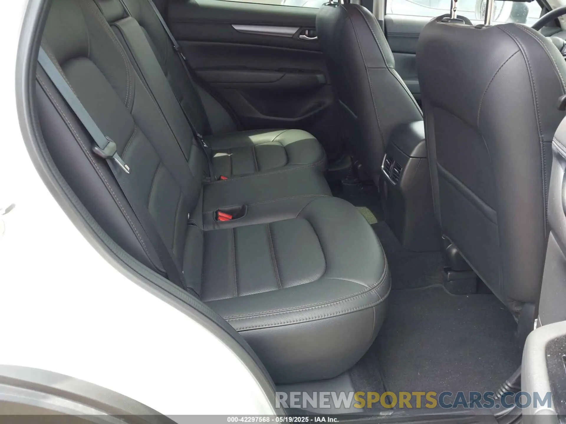 8 Фотография поврежденного автомобиля JM3KFBCM9P0167301 MAZDA CX-5 2023