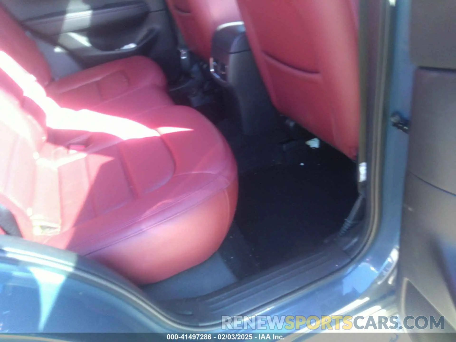 8 Фотография поврежденного автомобиля JM3KFBCMXP0108001 MAZDA CX-5 2023