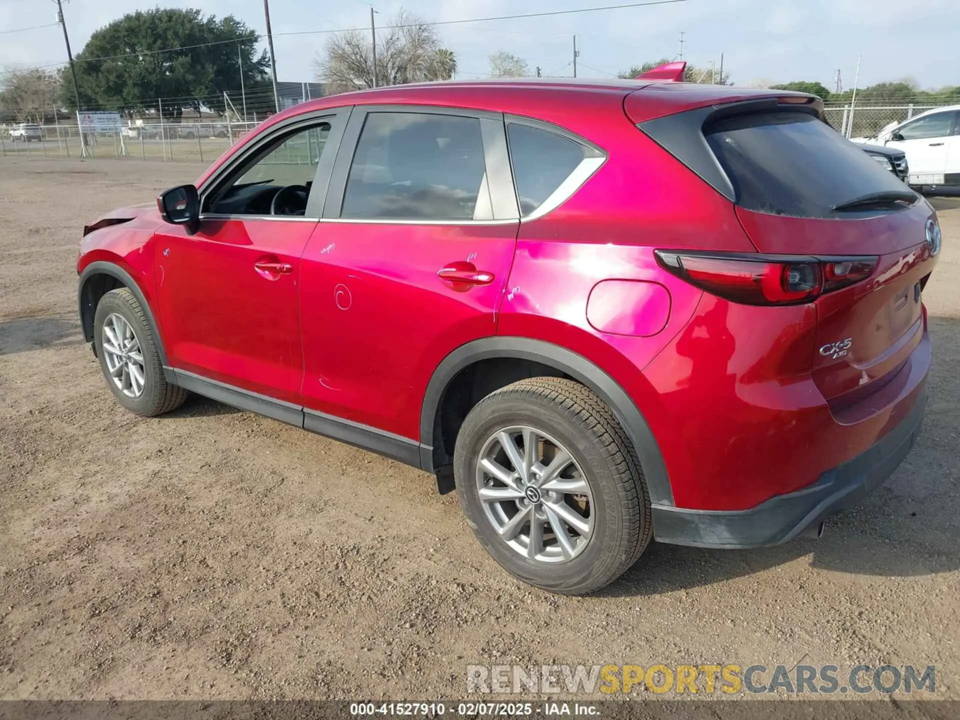 3 Фотография поврежденного автомобиля JM3KFBCMXP0192739 MAZDA CX-5 2023