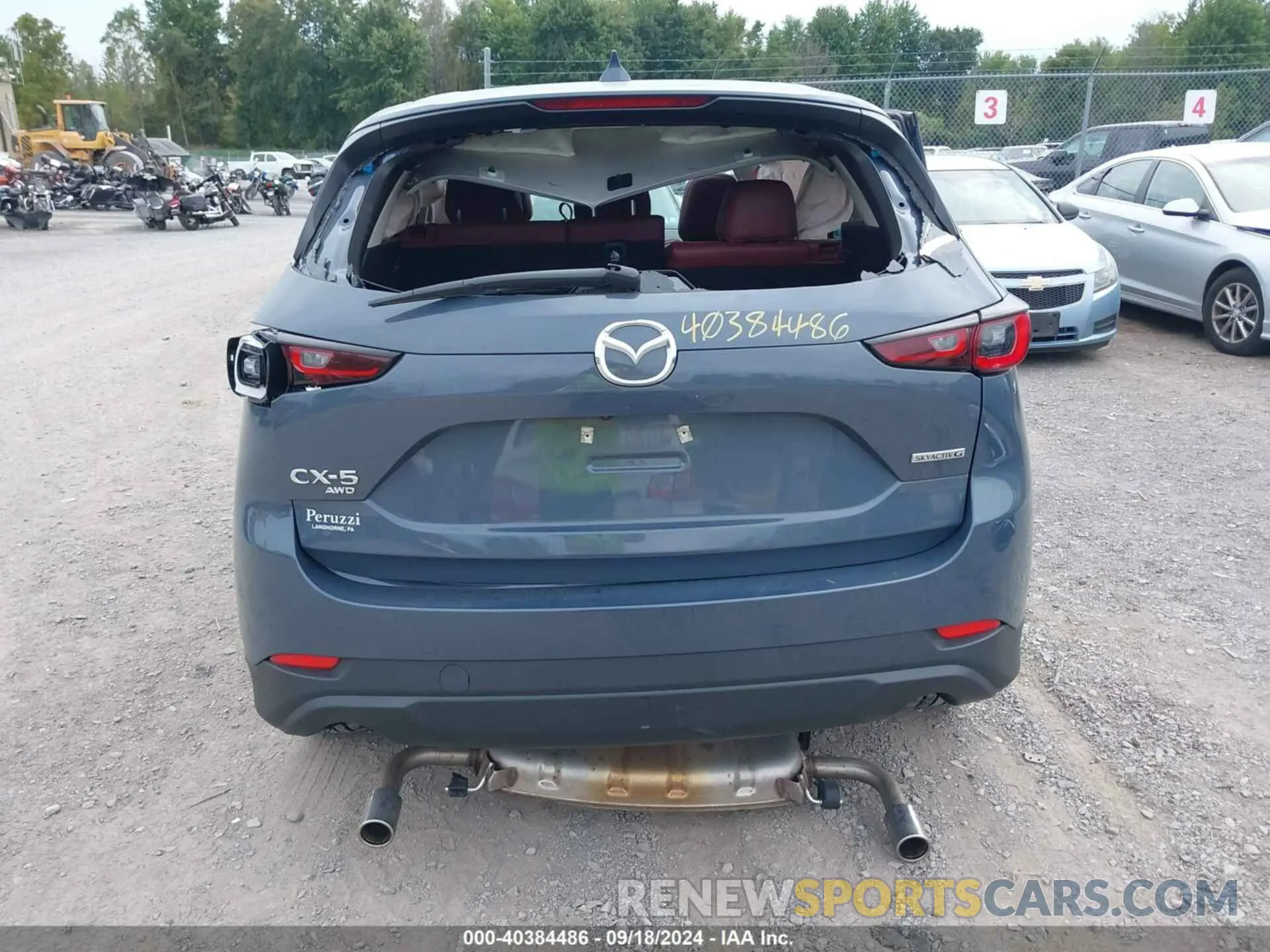 17 Photograph of a damaged car JM3KFBCMXP0231393 MAZDA CX-5 2023