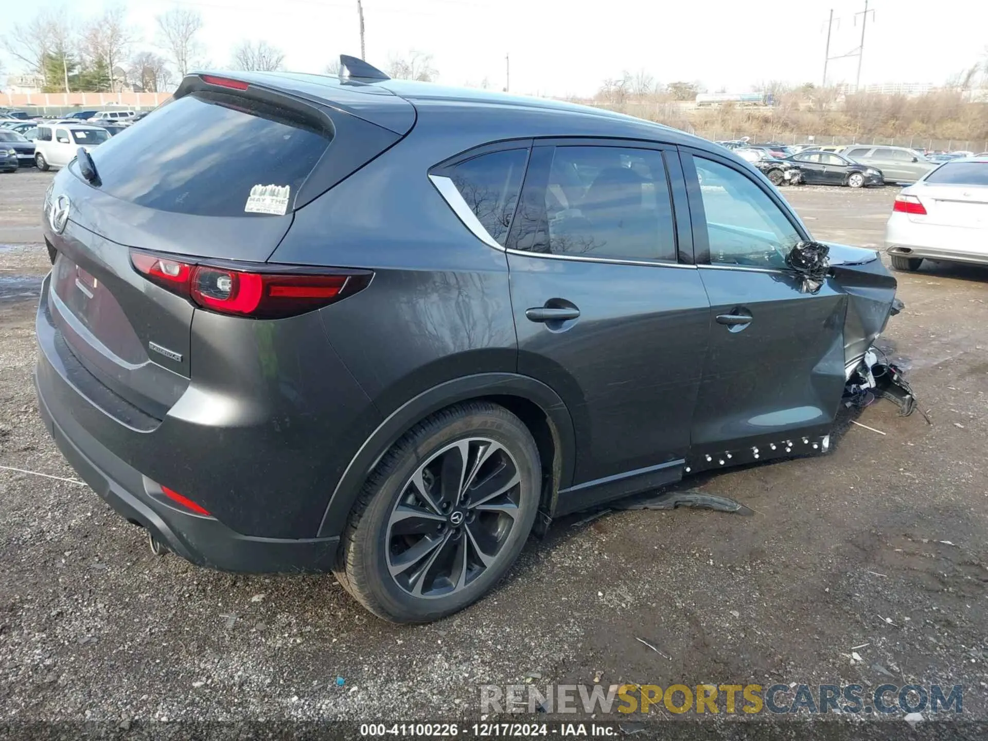 4 Photograph of a damaged car JM3KFBDM2P0246520 MAZDA CX-5 2023