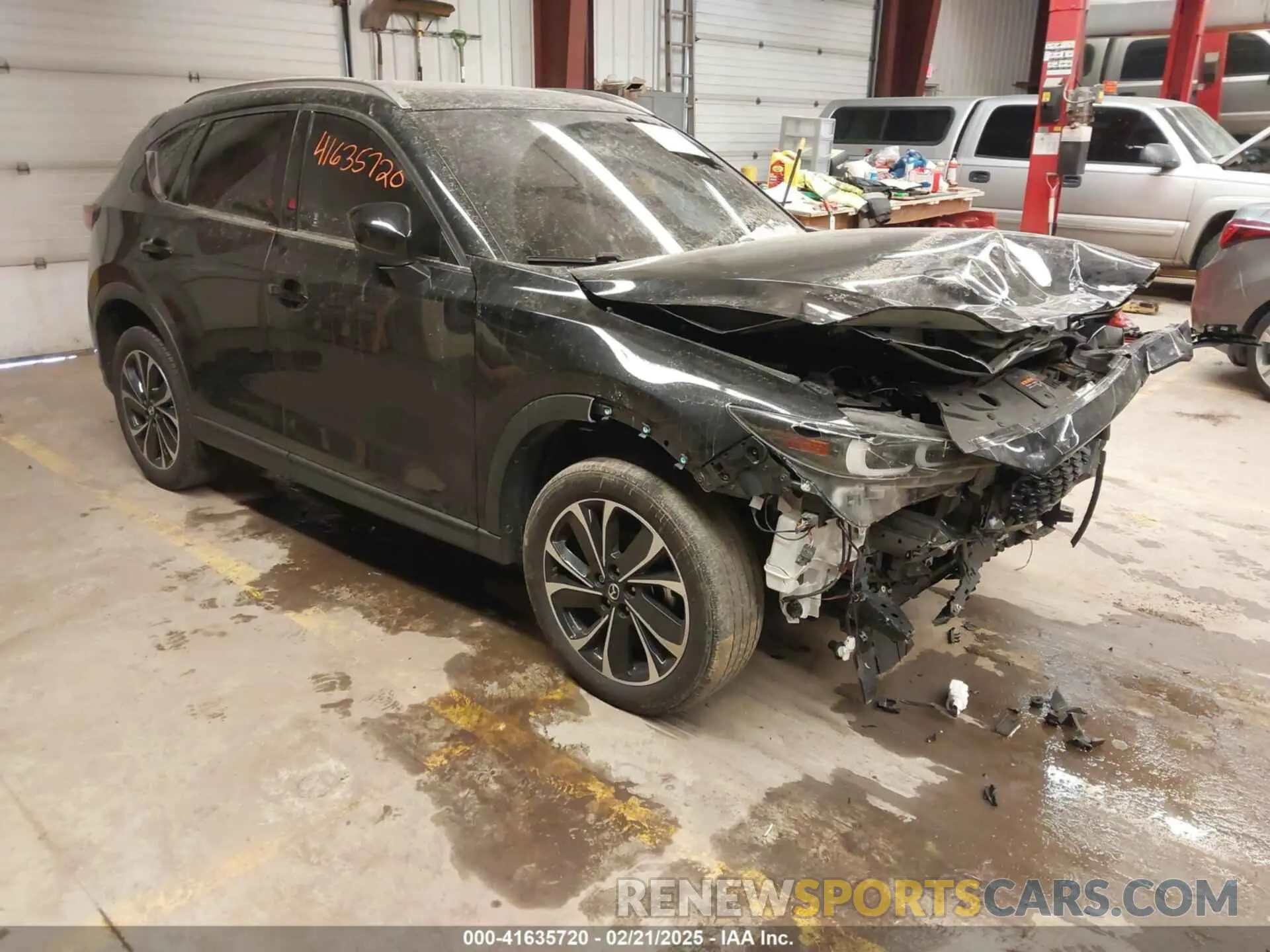 1 Photograph of a damaged car JM3KFBDM4P0229766 MAZDA CX-5 2023