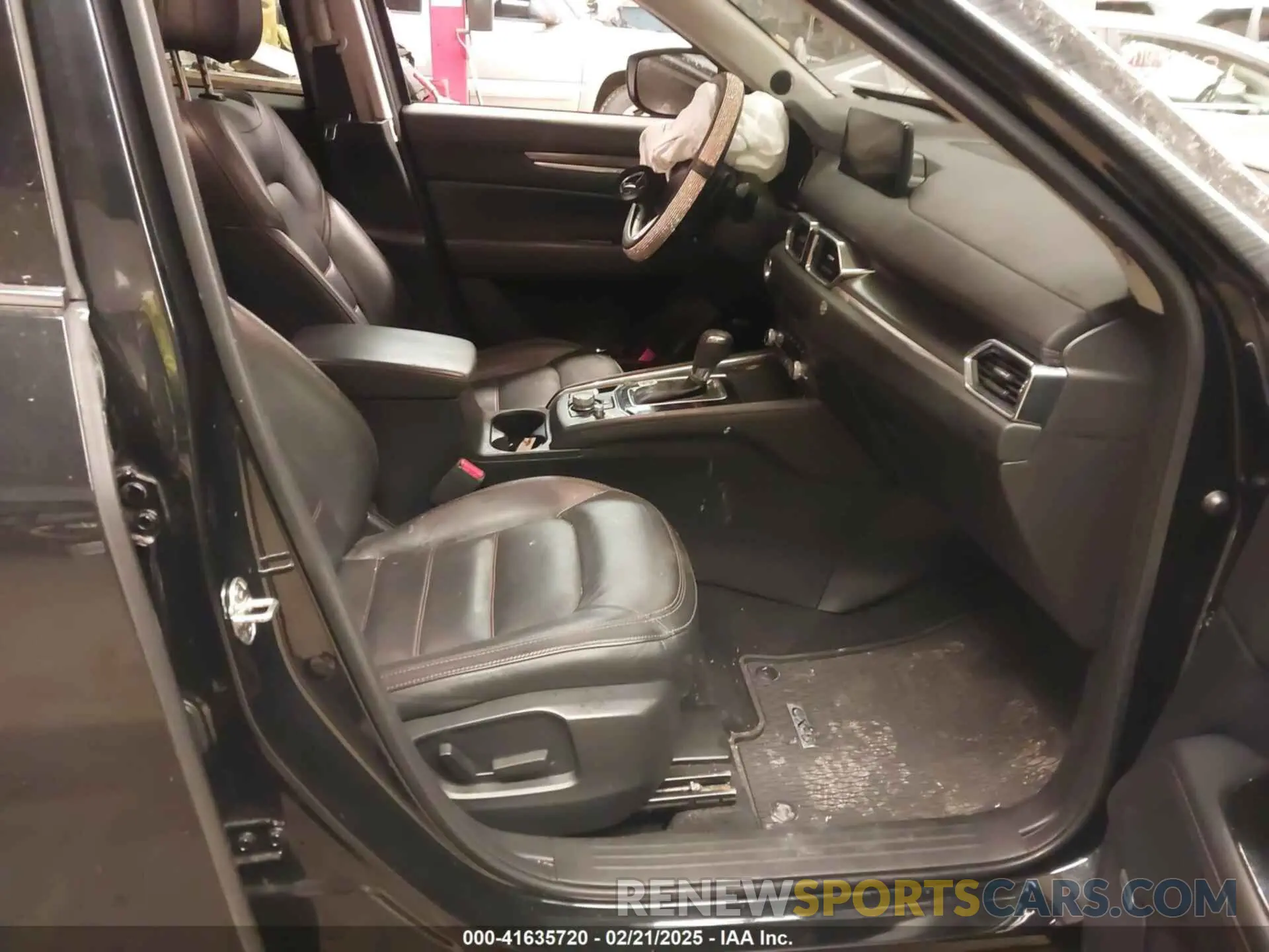 5 Photograph of a damaged car JM3KFBDM4P0229766 MAZDA CX-5 2023