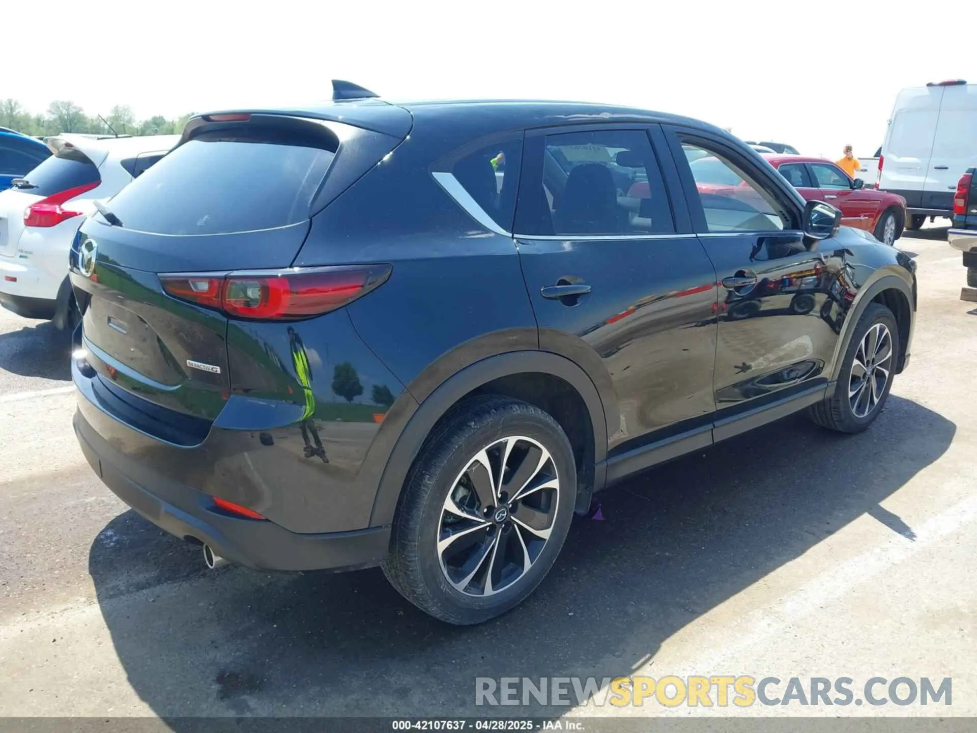 4 Фотография поврежденного автомобиля JM3KFBEM0P0201400 MAZDA CX-5 2023