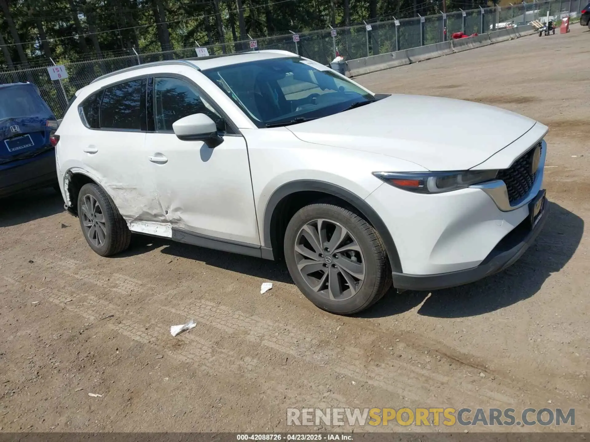 1 Фотография поврежденного автомобиля JM3KFBEM9P0132061 MAZDA CX-5 2023