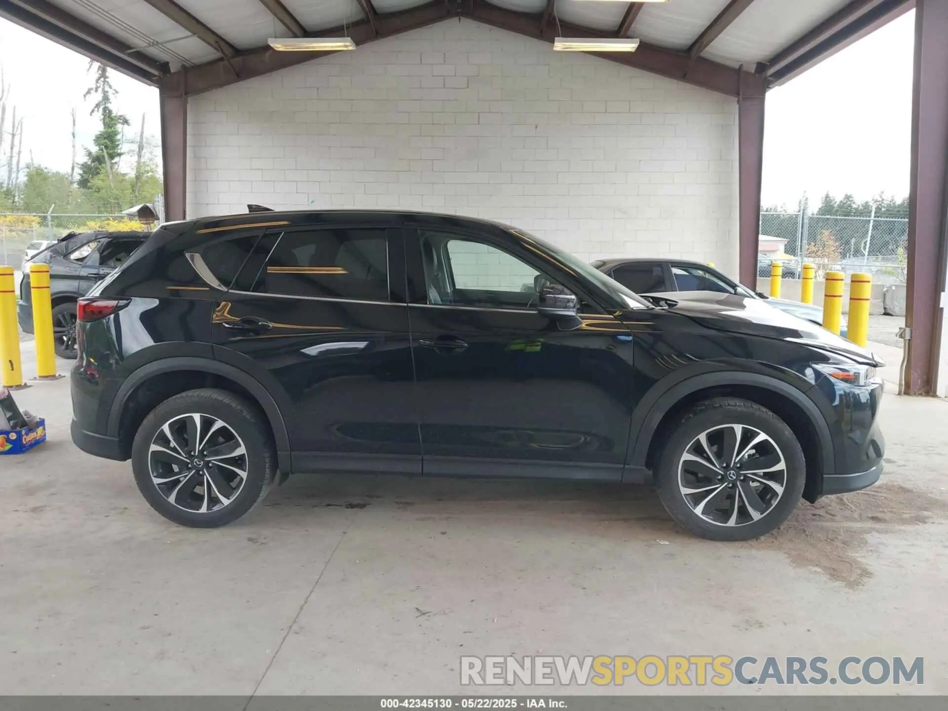 12 Photograph of a damaged car JM3KFBEMXP0151752 MAZDA CX-5 2023