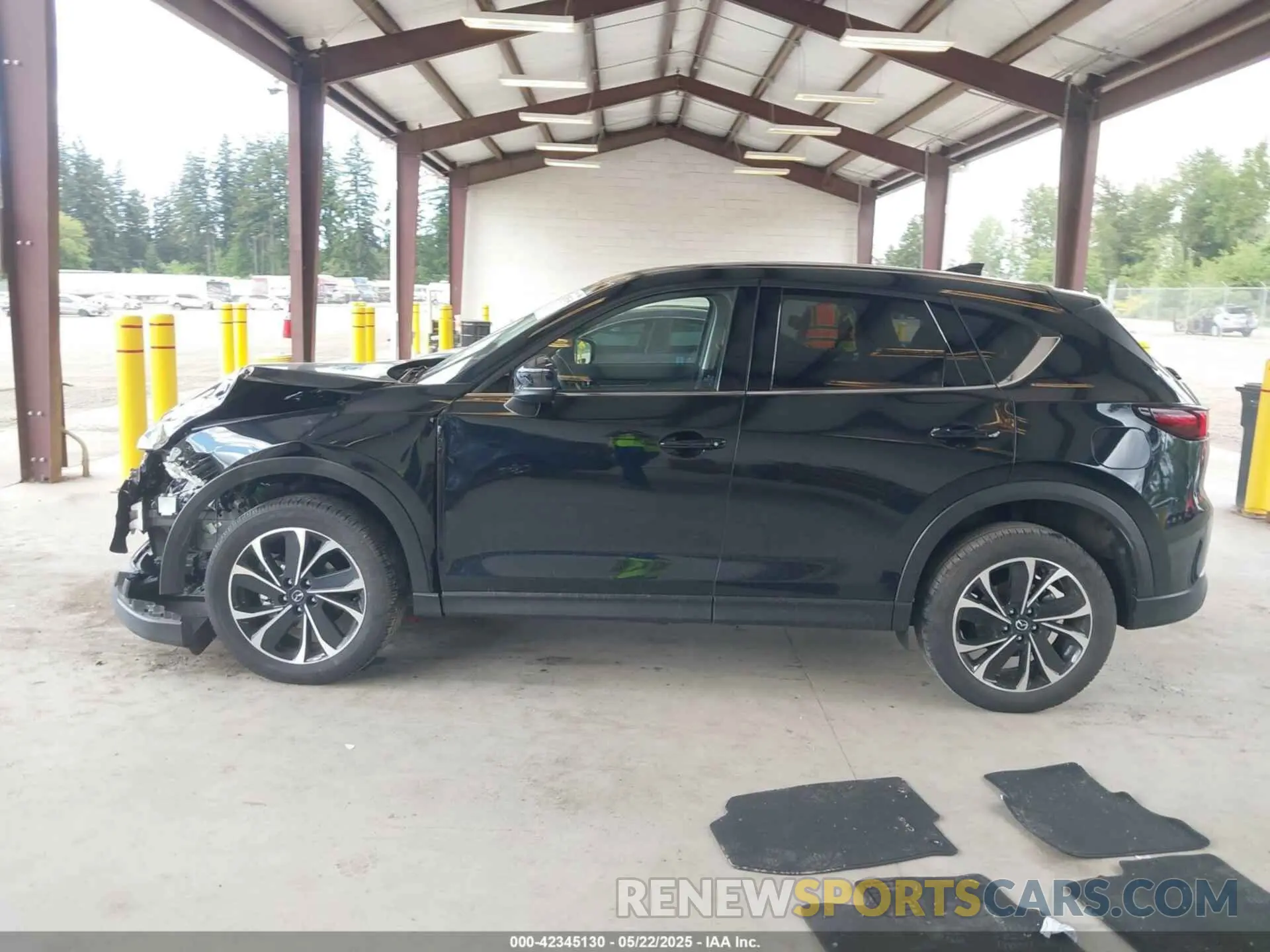 13 Photograph of a damaged car JM3KFBEMXP0151752 MAZDA CX-5 2023