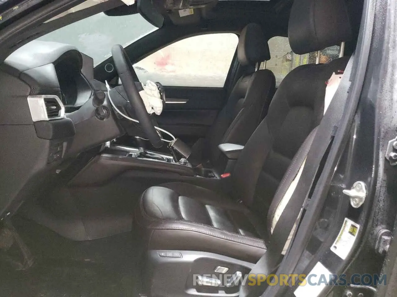 7 Photograph of a damaged car JM3KFBXY7P0121821 MAZDA CX-5 2023