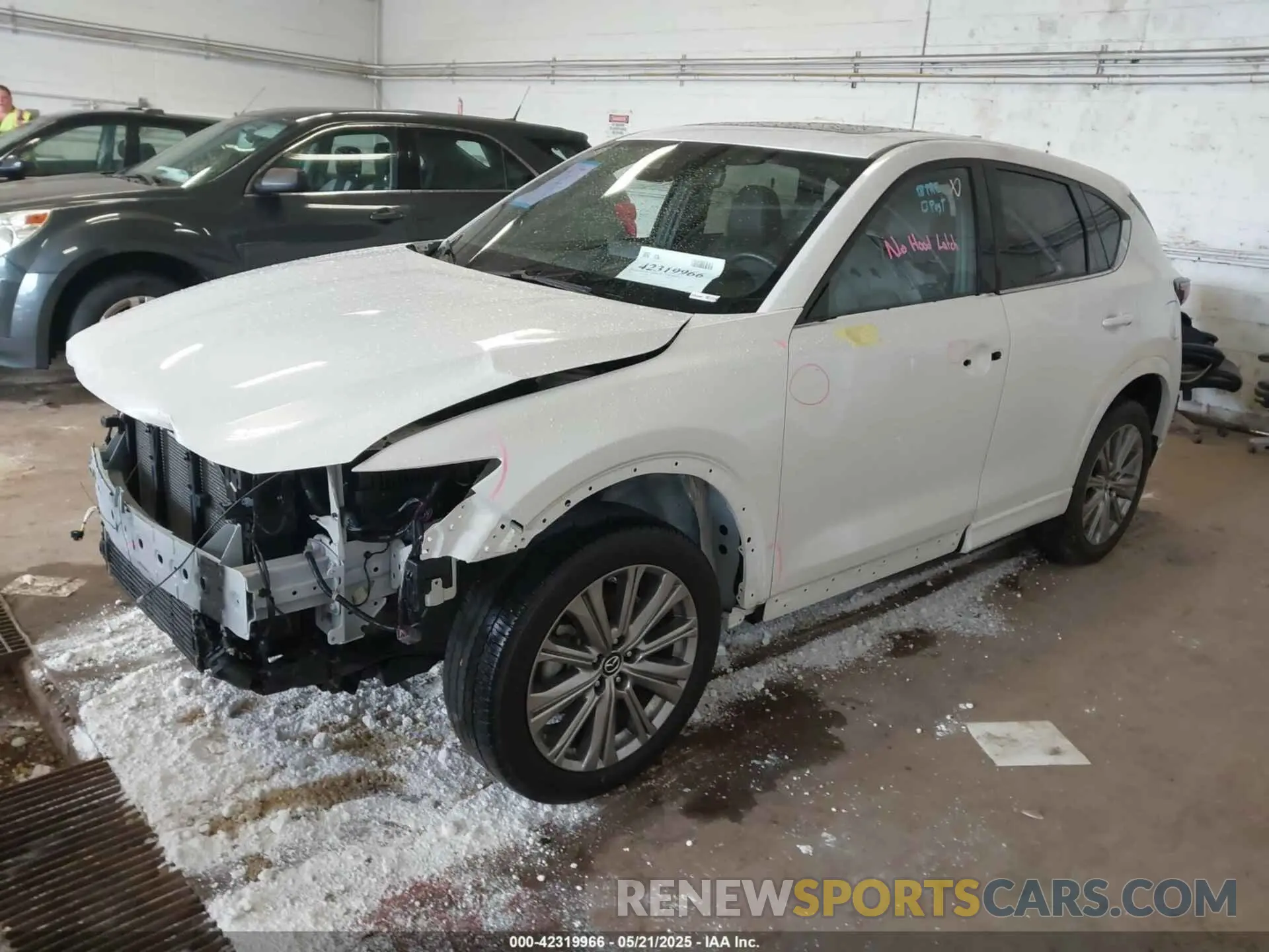 2 Фотография поврежденного автомобиля JM3KFBXY9P0230698 MAZDA CX-5 2023