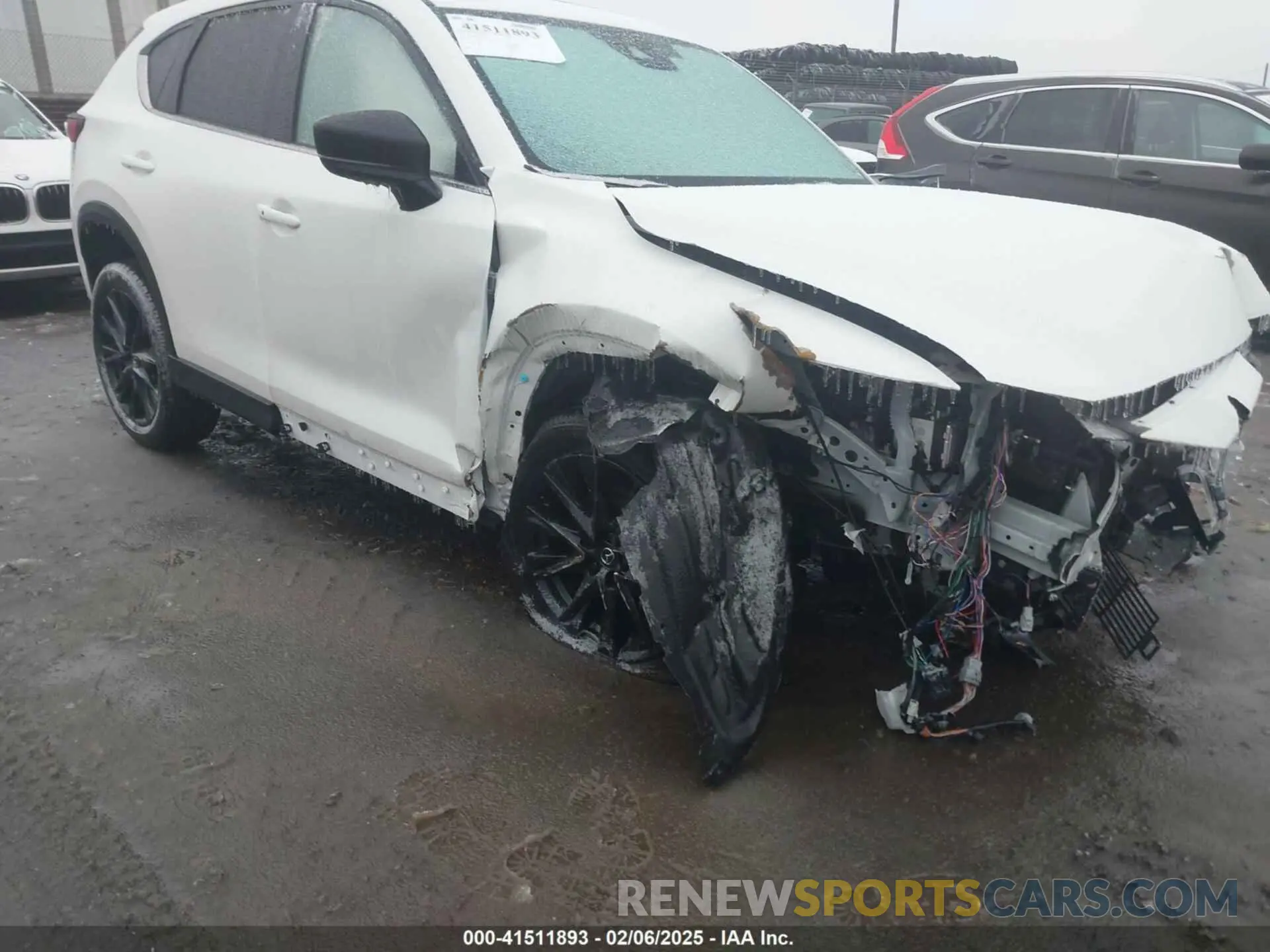 17 Фотография поврежденного автомобиля JM3KFBAY4R0521878 MAZDA CX-5 2024