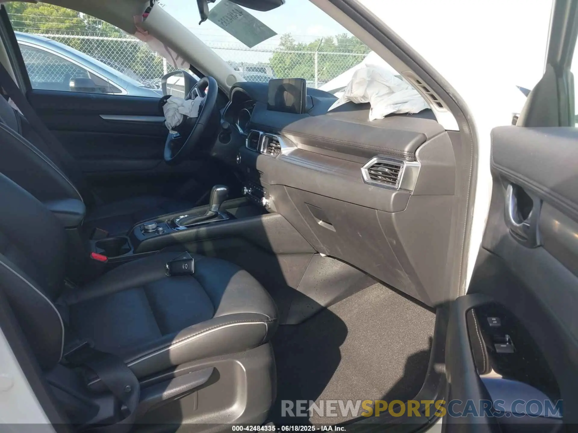 5 Photograph of a damaged car JM3KFBBL0R0409114 MAZDA CX-5 2024
