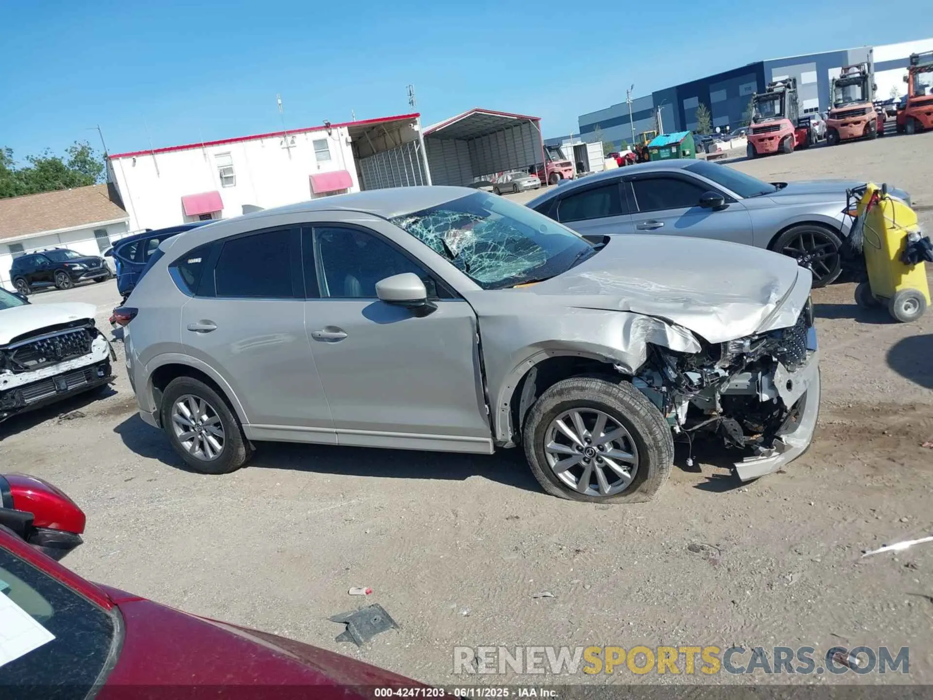 12 Фотография поврежденного автомобиля JM3KFBBL2R0400382 MAZDA CX-5 2024