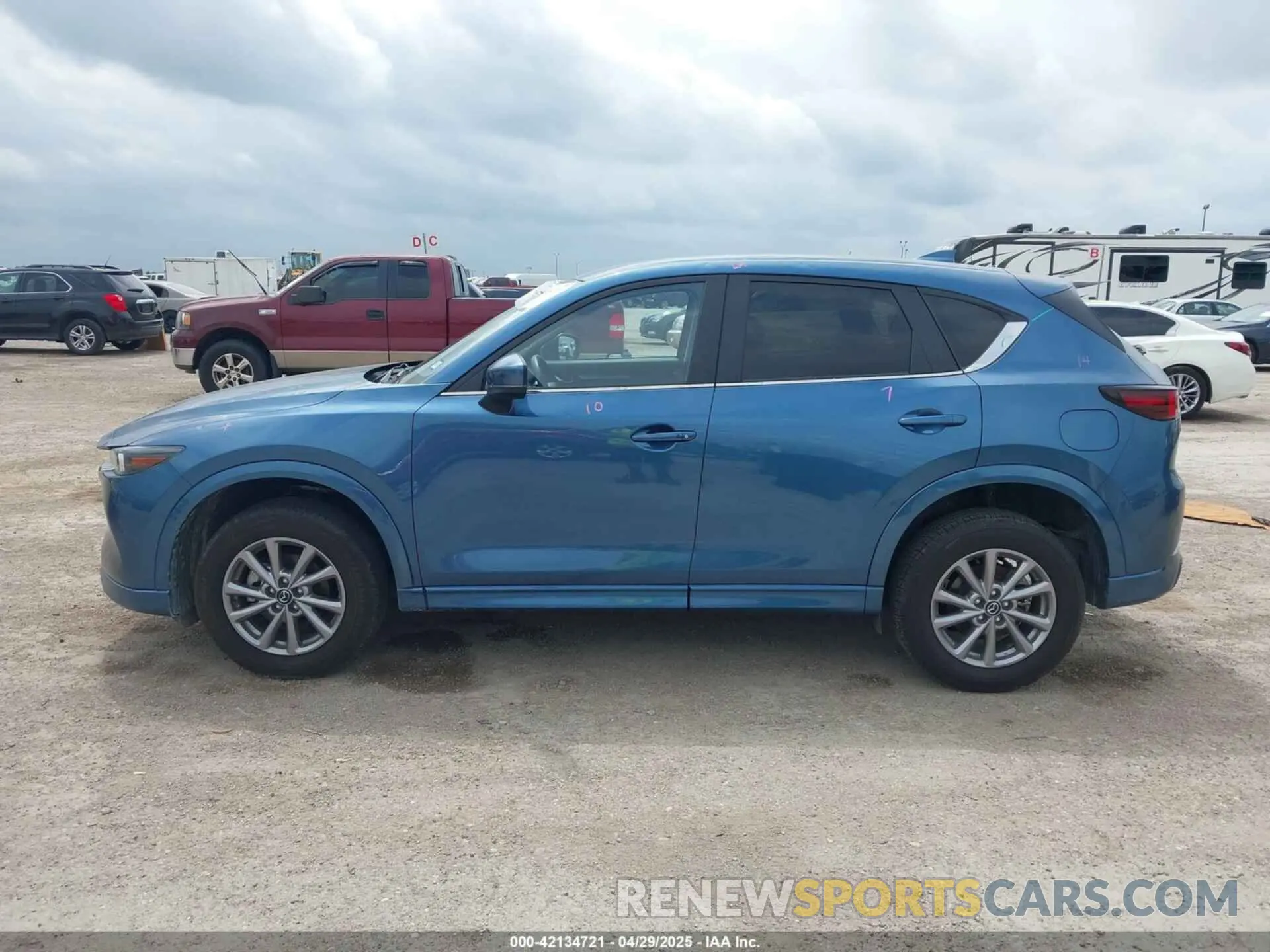 14 Фотография поврежденного автомобиля JM3KFBBL5R0465226 MAZDA CX-5 2024