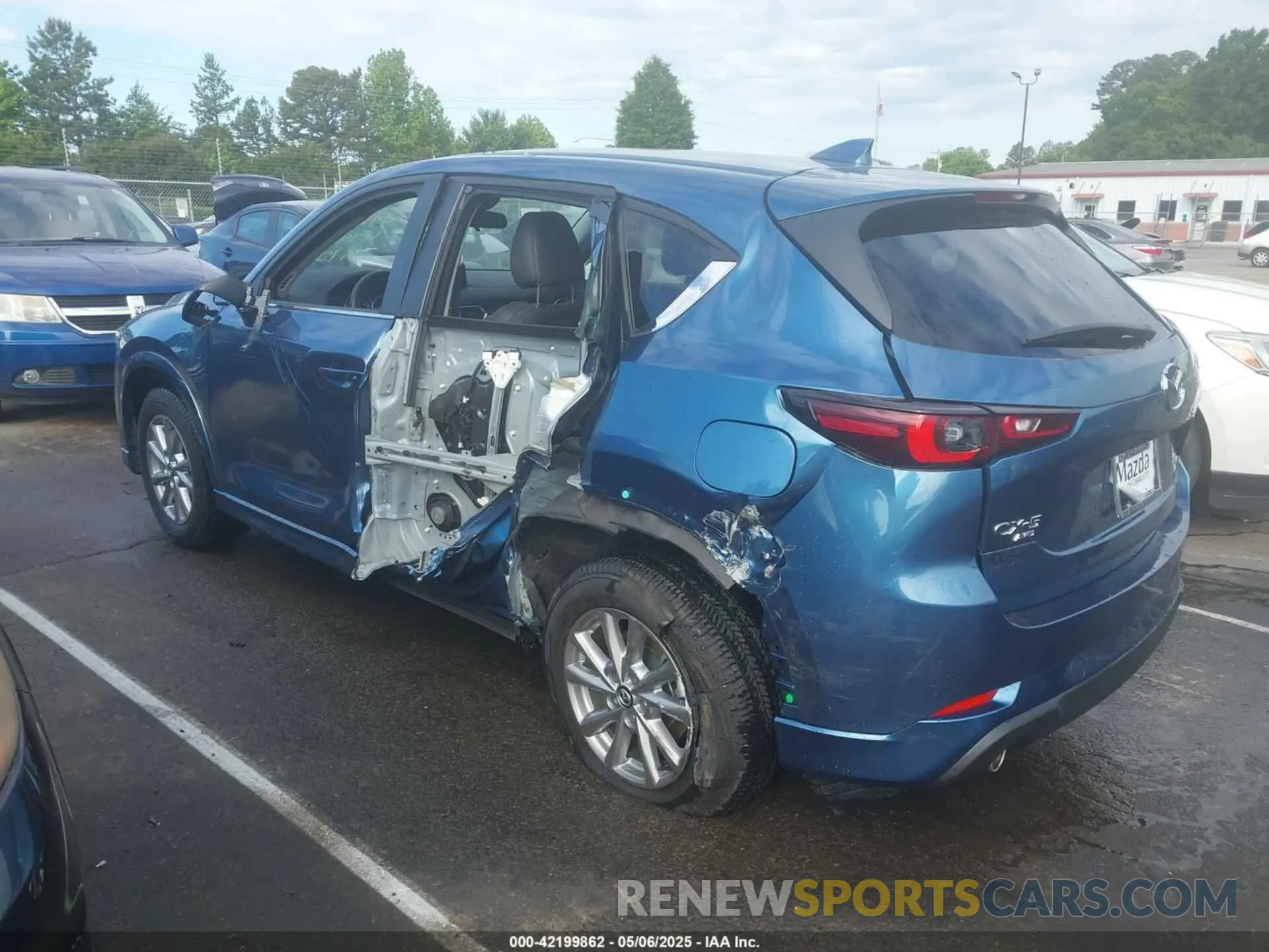 14 Photograph of a damaged car JM3KFBBL5R0474587 MAZDA CX-5 2024