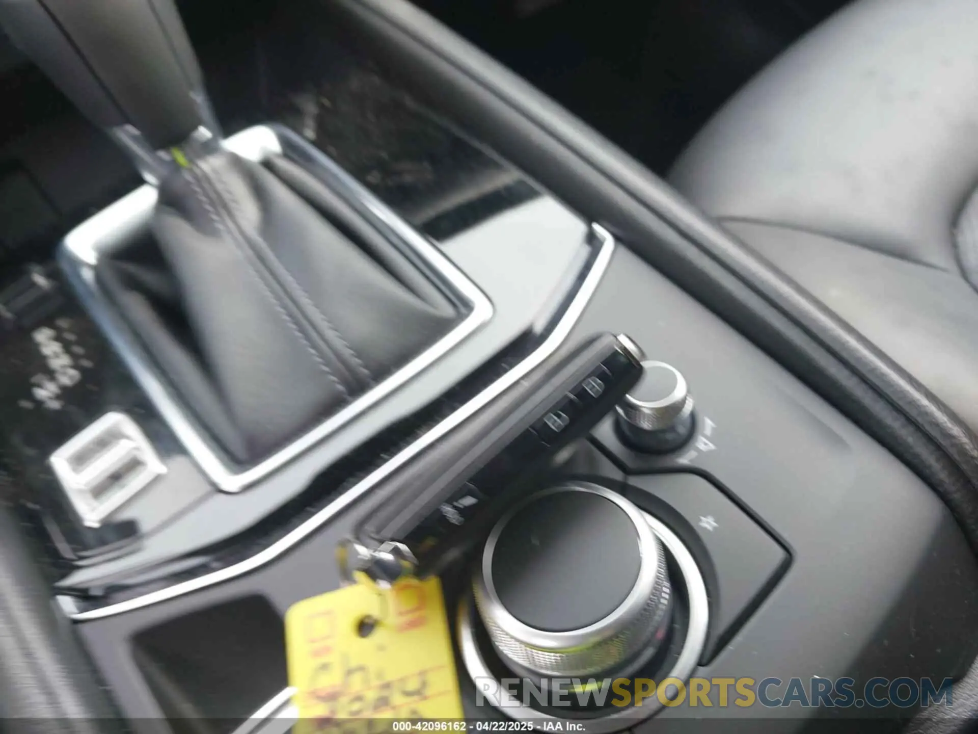 11 Фотография поврежденного автомобиля JM3KFBBL5R0475545 MAZDA CX-5 2024