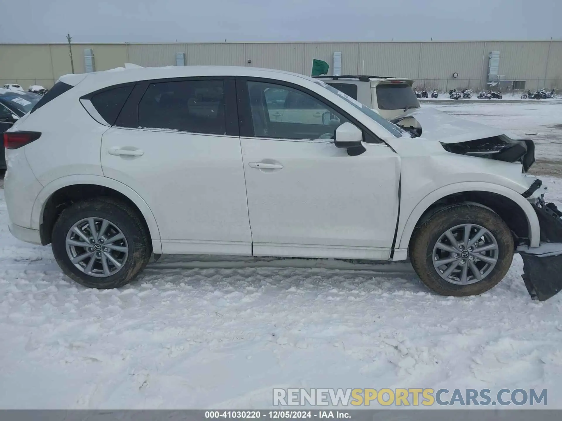 12 Фотография поврежденного автомобиля JM3KFBBL5R0523724 MAZDA CX-5 2024