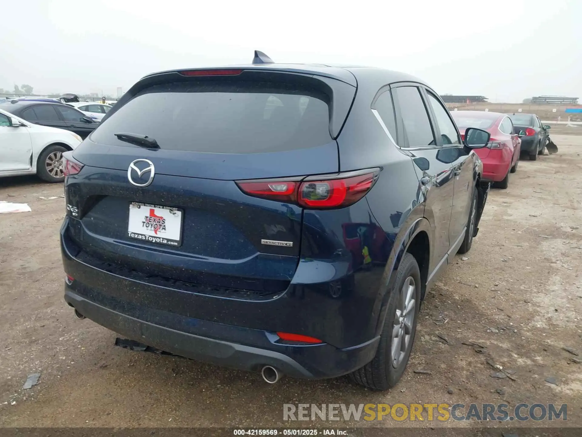 4 Photograph of a damaged car JM3KFBBL9R0461681 MAZDA CX-5 2024