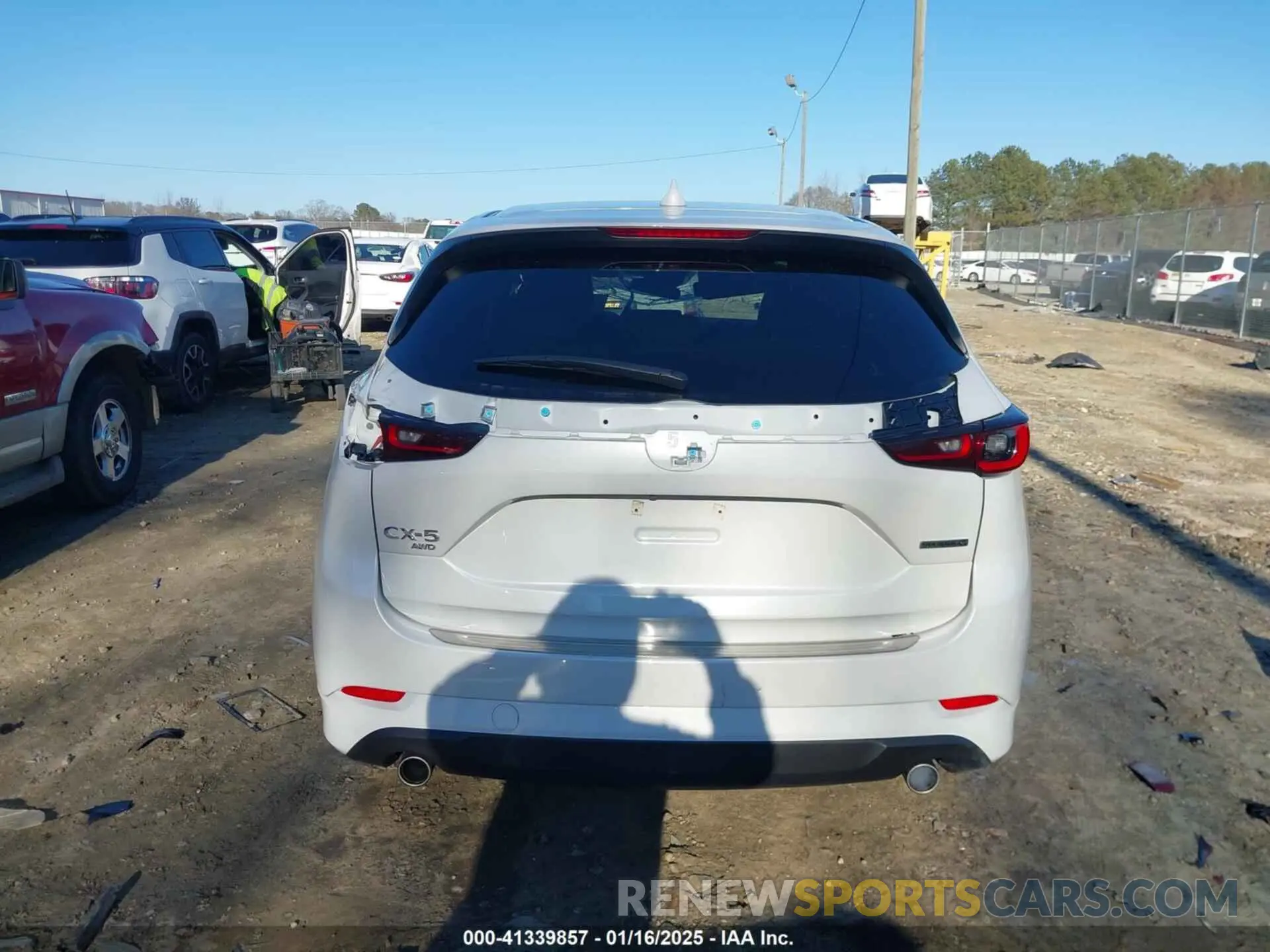 17 Photograph of a damaged car JM3KFBBLXR0473578 MAZDA CX-5 2024
